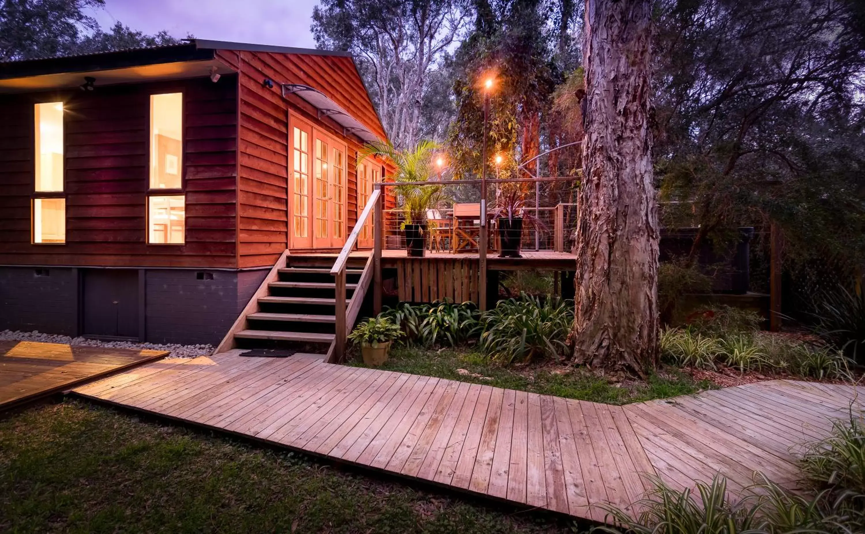 Four-Bedroom House with Hot Tub in Wanderers Retreat Four-Bedroom House with Hot Tub in Wanderers Retreat