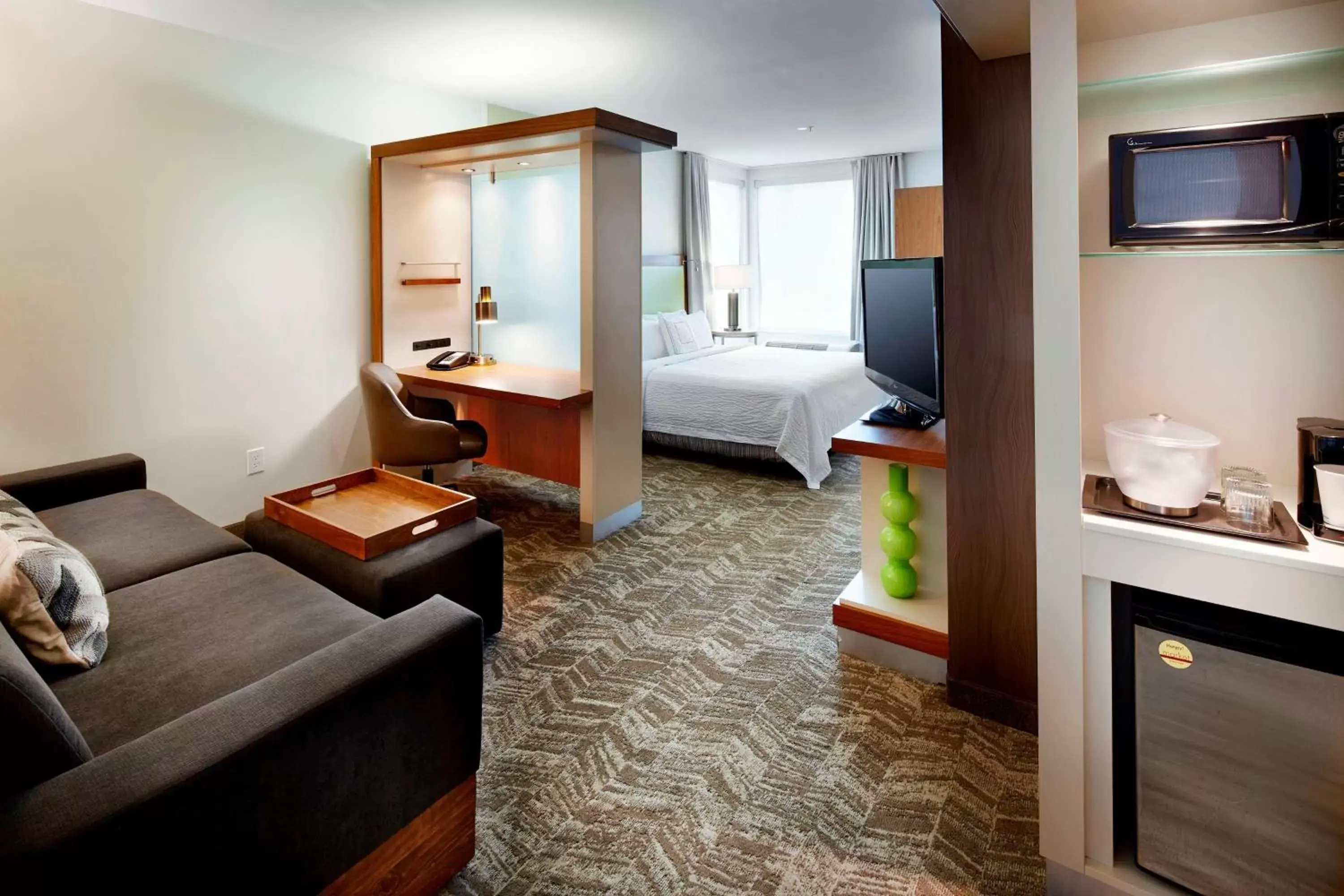King Studio with Trundle Bed and Adapted Tub - Mobility and Hearing Accessible in SpringHill Suites by Marriott Columbus OSU King Studio with Trundle Bed and Adapted Tub - Mobility and Hearing Accessible in SpringHill Suites by Marriott Columbus OSU