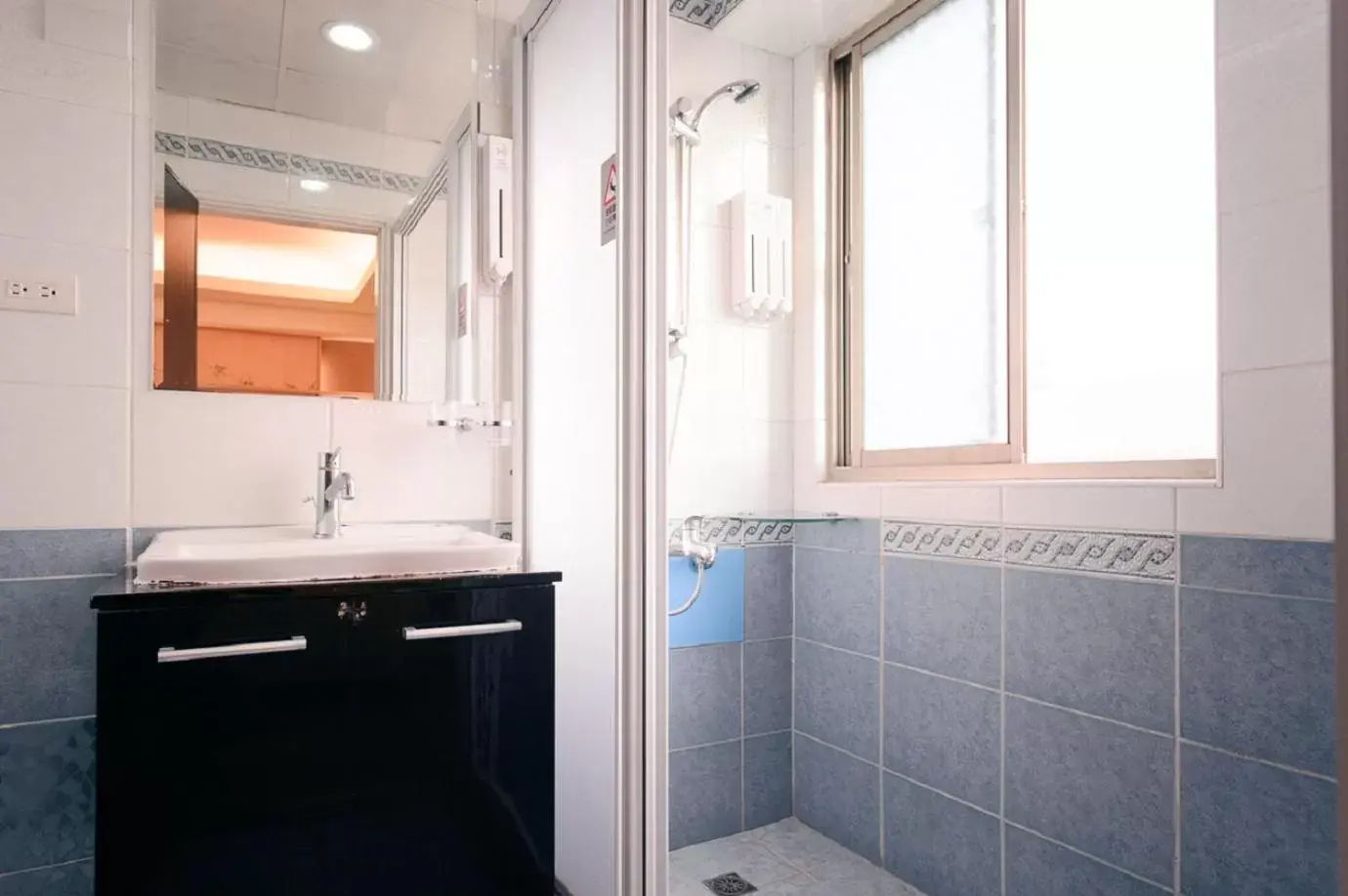 Standard Double Room in Kiwi Express Hotel - Kaohsiung Station Standard Double Room in Kiwi Express Hotel - Kaohsiung Station