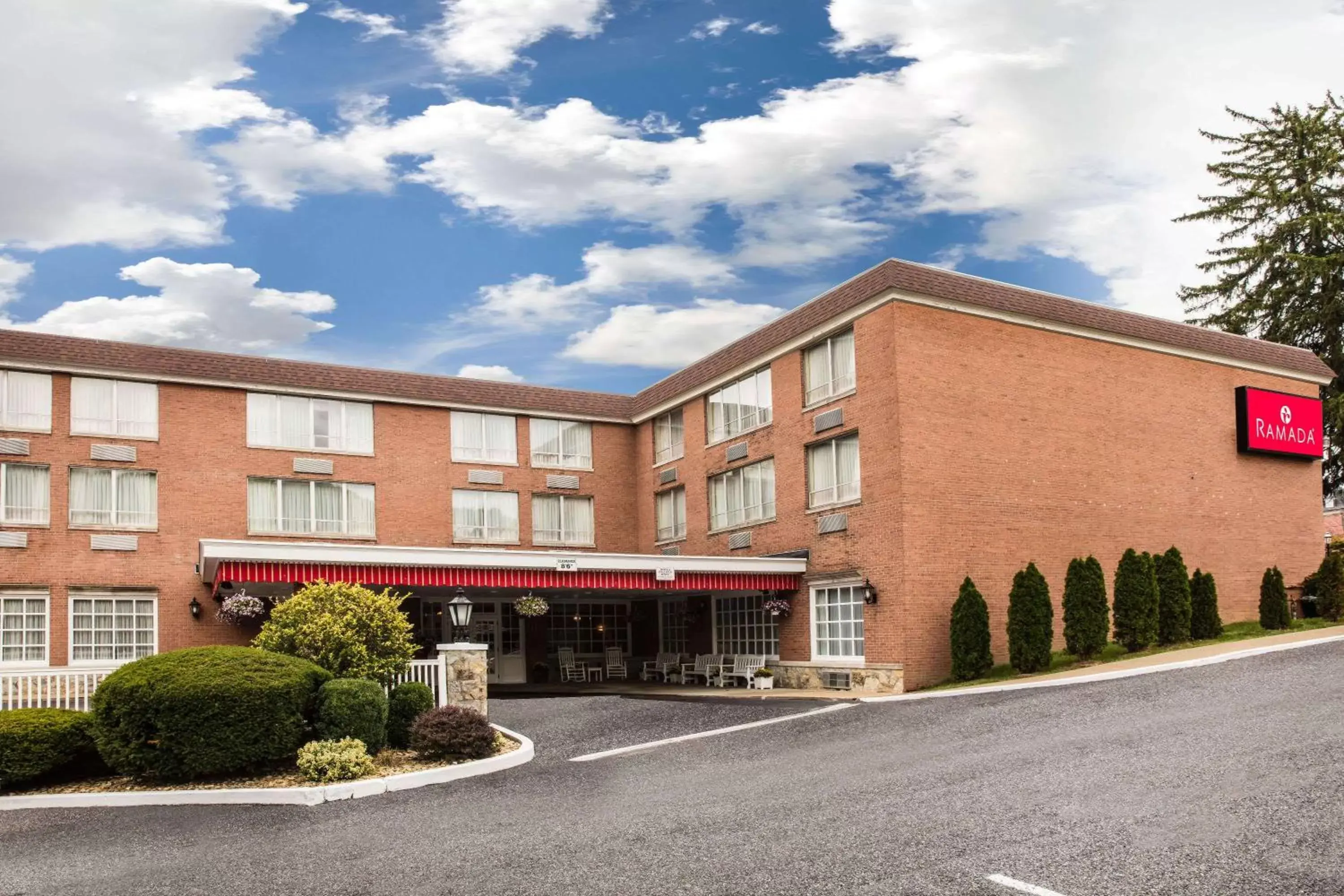 Ramada by Wyndham Ligonier Ramada by Wyndham Ligonier