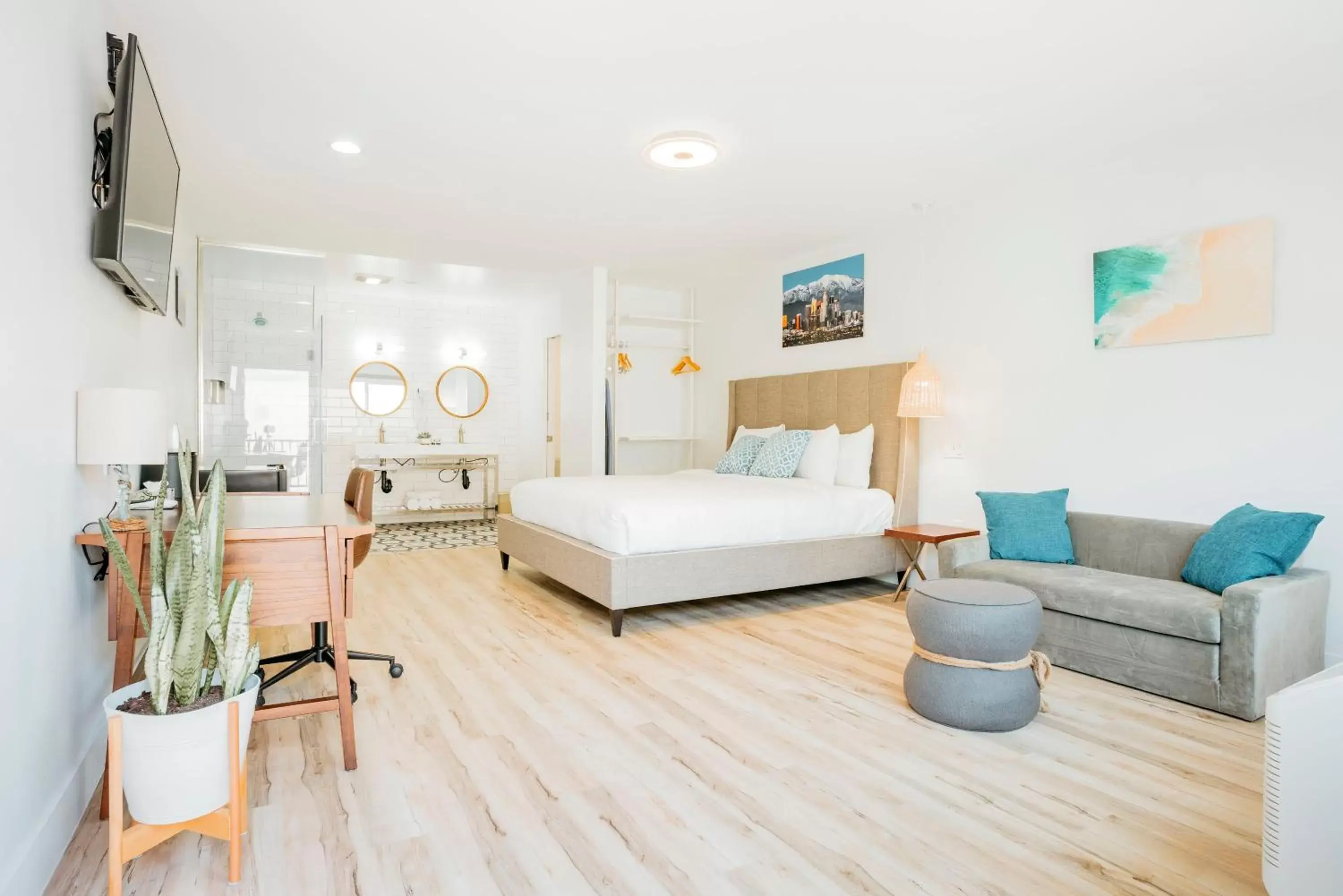 The Belmont Shore Inn The Belmont Shore Inn