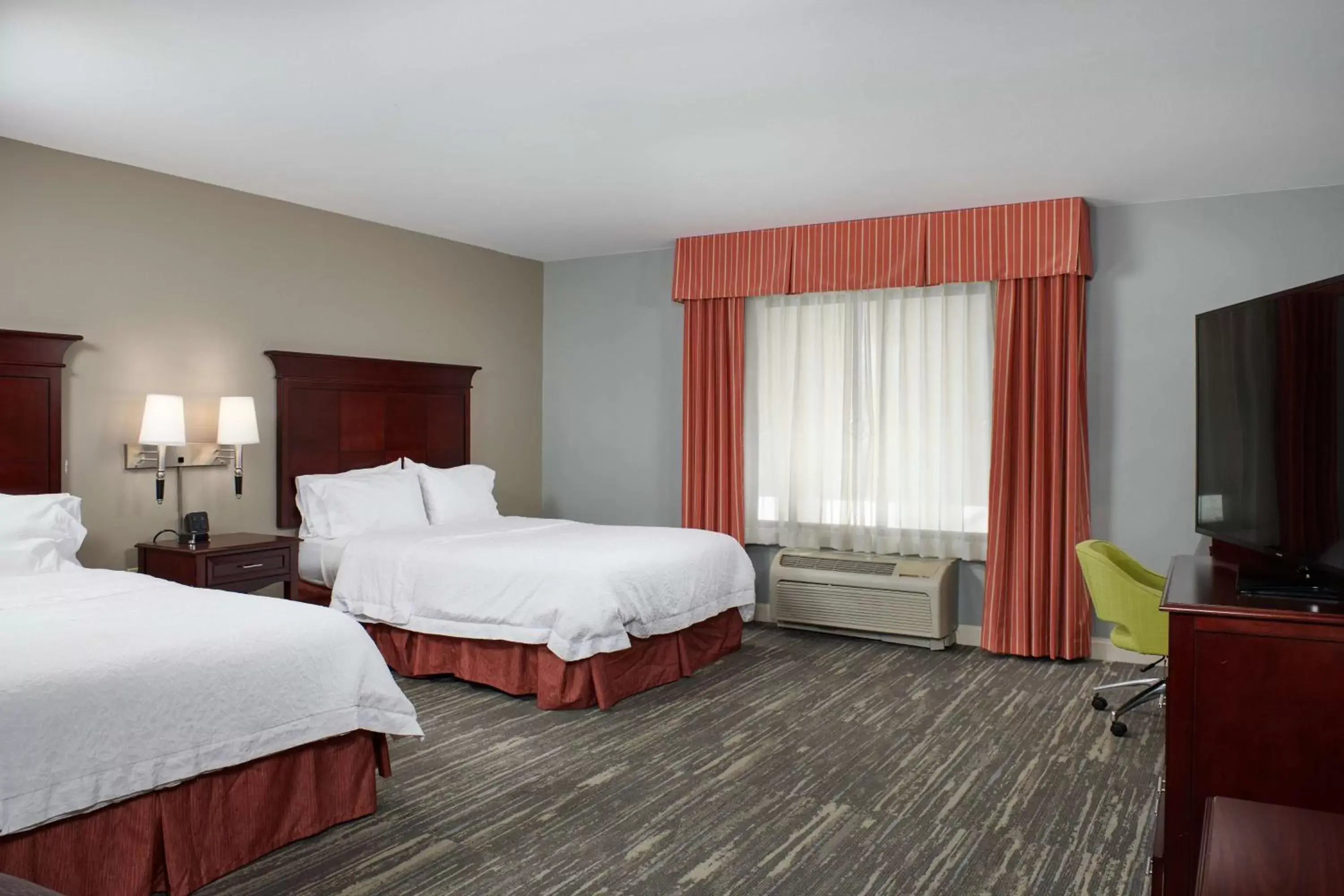 Room with Two Queen Beds - Non-Smoking in Hampton Inn & Suites Denver/Highlands Ranch Room with Two Queen Beds - Non-Smoking in Hampton Inn & Suites Denver/Highlands Ranch