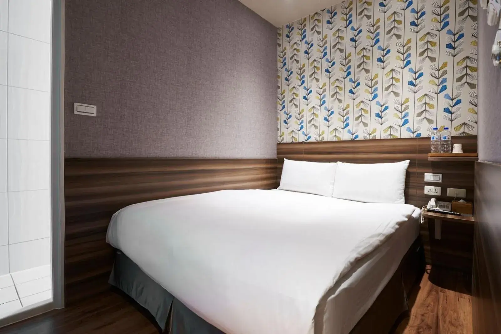 Standard Double Room (No Window) in Tomorrow Hotel Standard Double Room (No Window) in Tomorrow Hotel