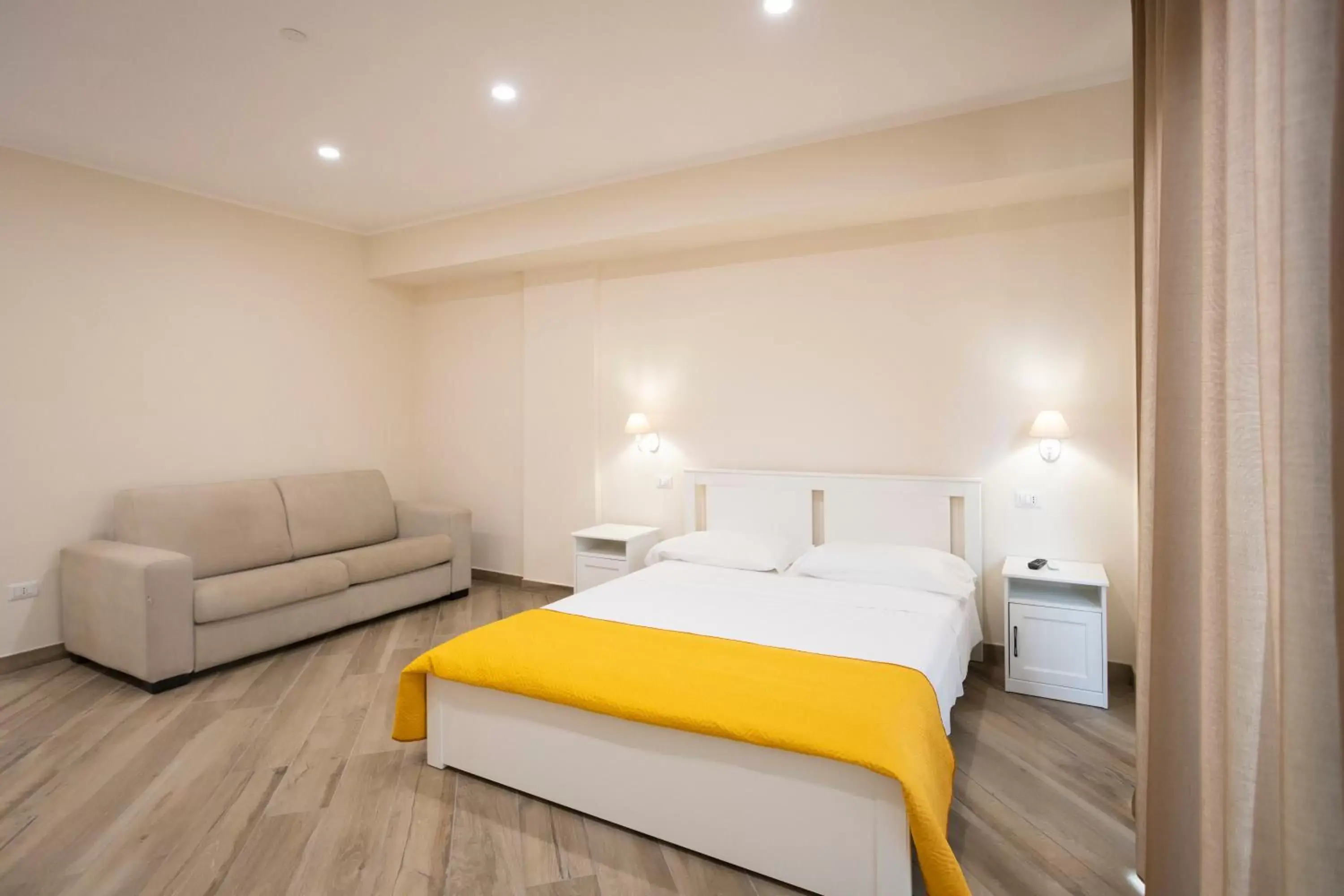 Superior Family Room - single occupancy in Residence O'Sole Mio Pompei Superior Family Room - single occupancy in Residence O'Sole Mio Pompei