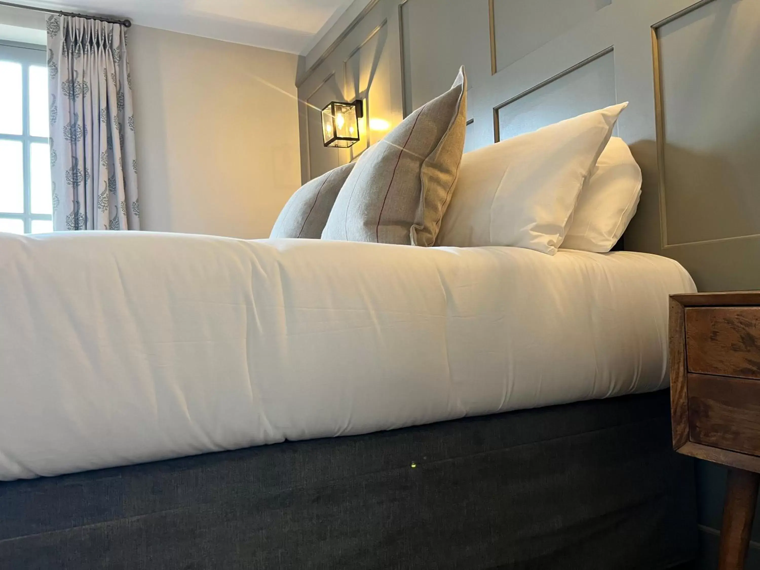 Double Room with Private Bathroom in The Punchbowl Inn Double Room with Private Bathroom in The Punchbowl Inn