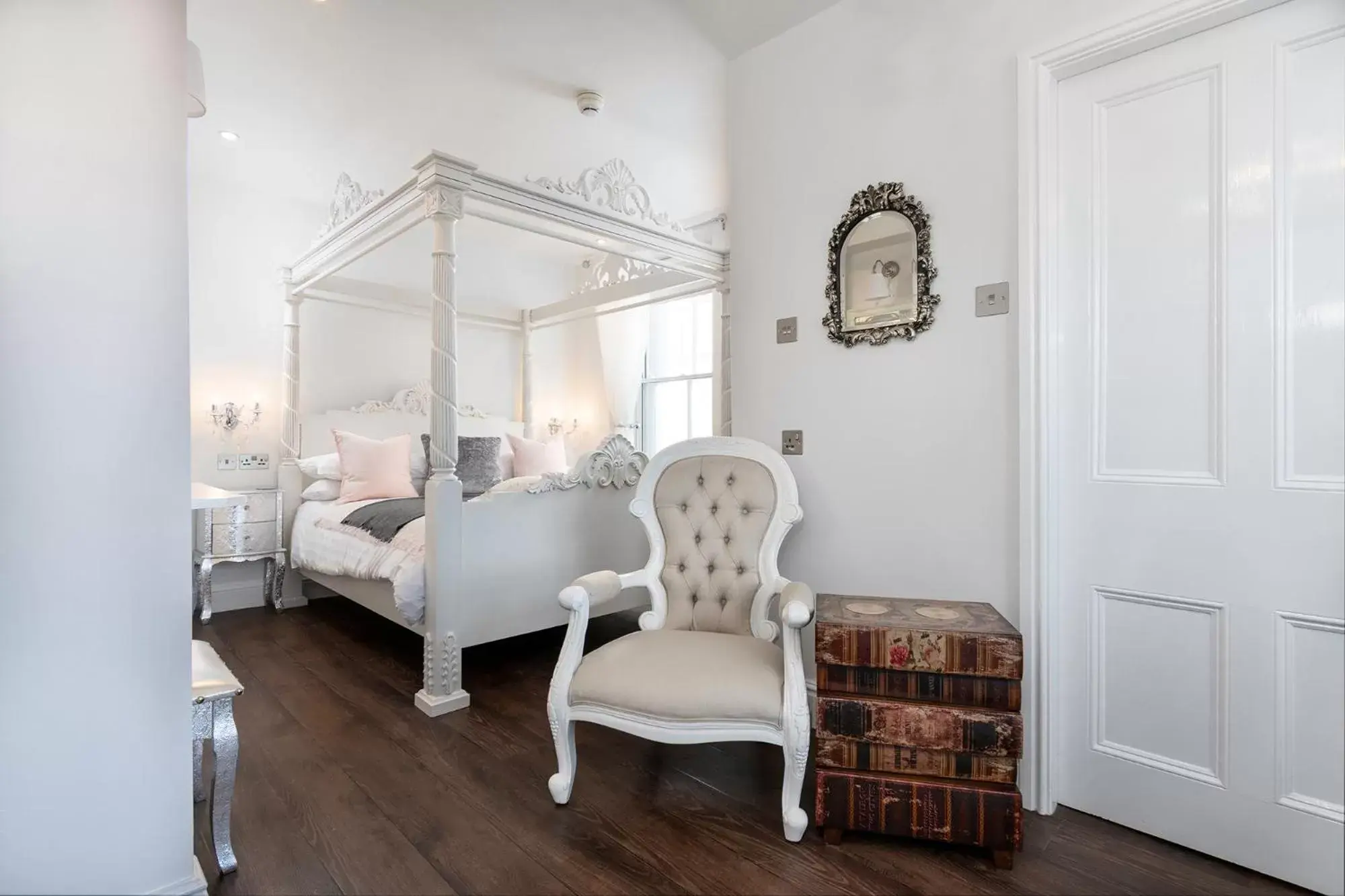 Superior King Room - single occupancy in Gwynfryn Superior King Room - single occupancy in Gwynfryn