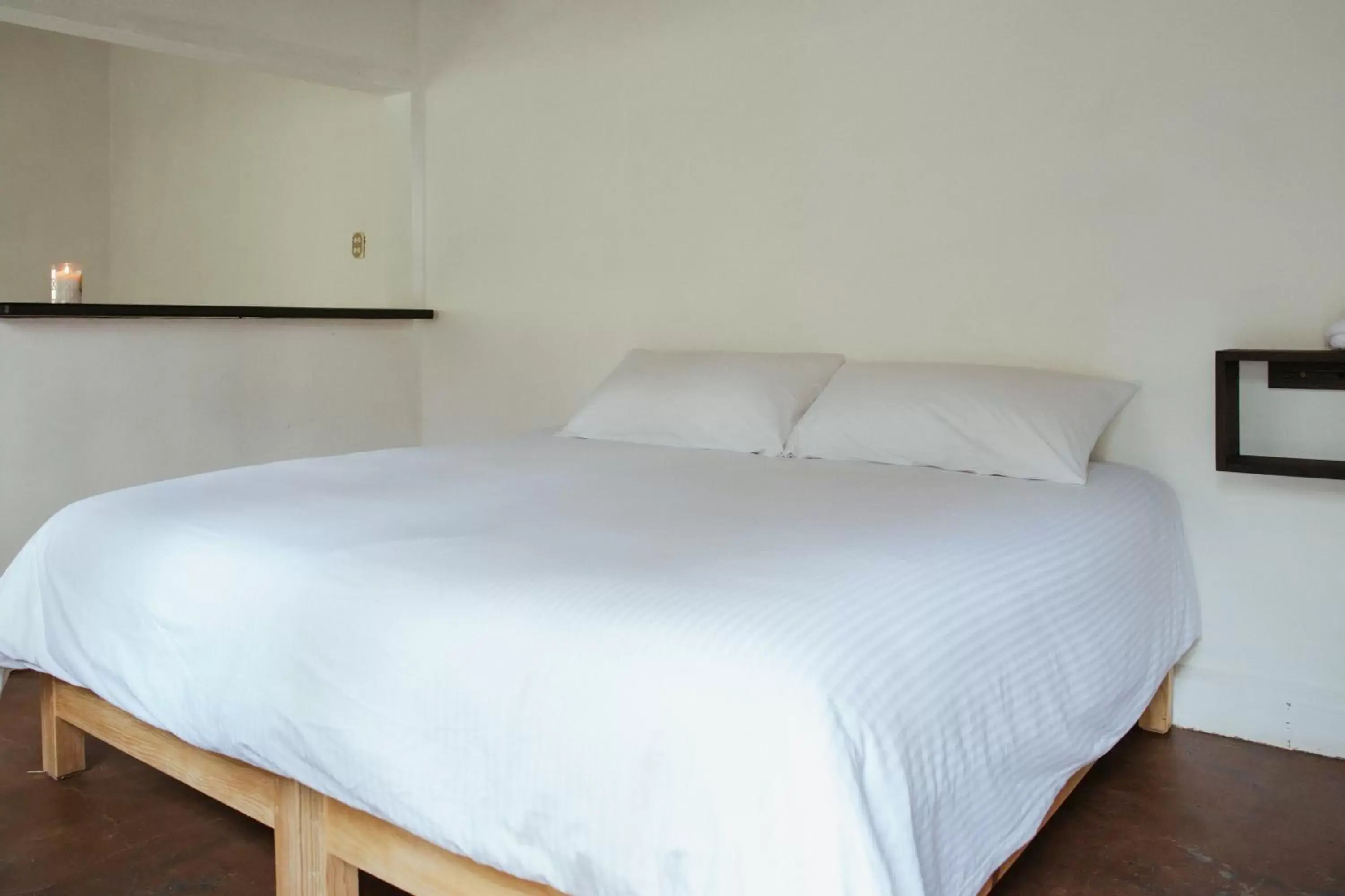 Twin Room with Bathroom in Hospedaje Temazcaltitla Twin Room with Bathroom in Hospedaje Temazcaltitla