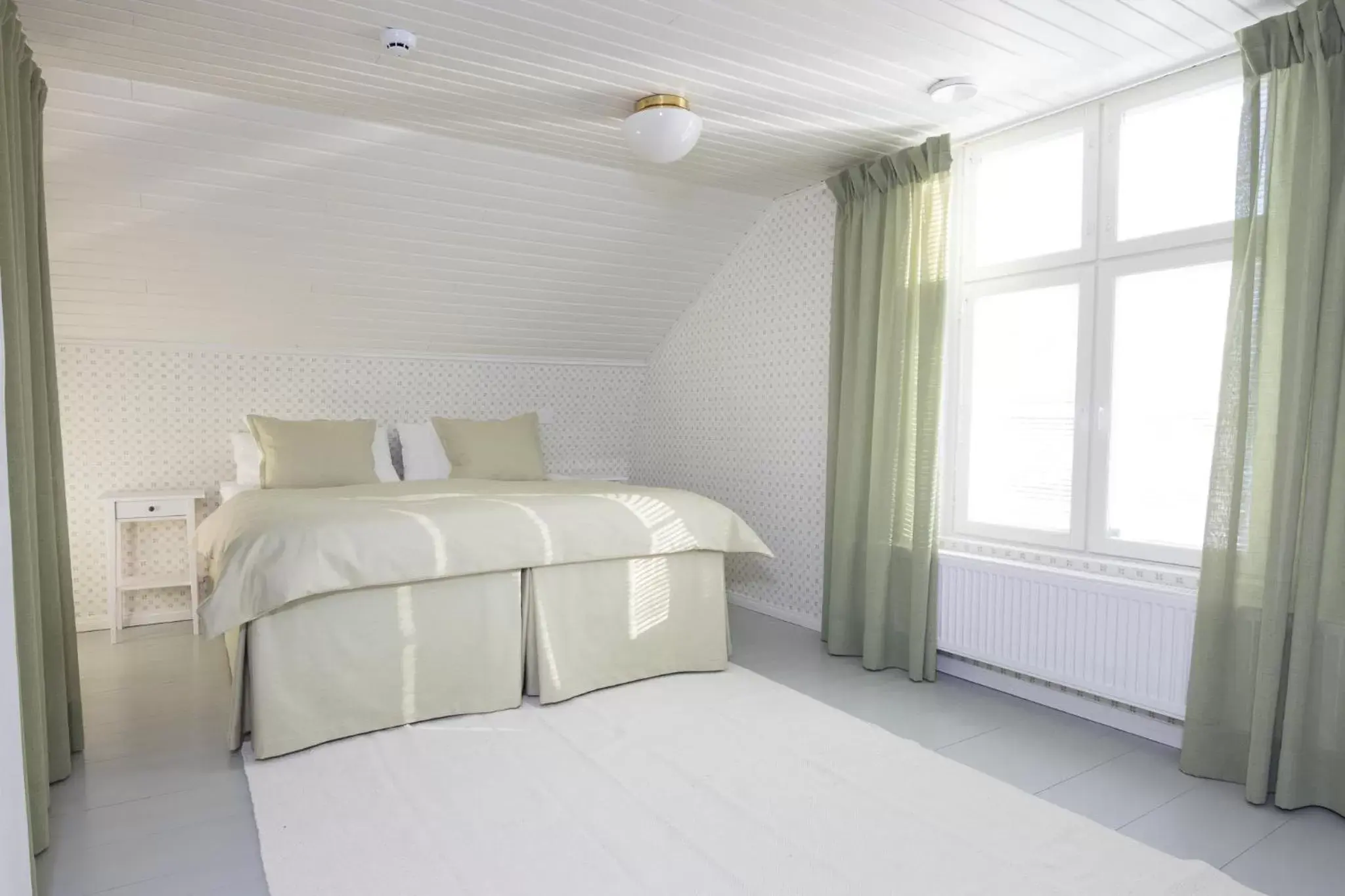 Double Room with Shared Bathroom - single occupancy in Ahlströmin Ruukki Noormarkku Double Room with Shared Bathroom - single occupancy in Ahlströmin Ruukki Noormarkku