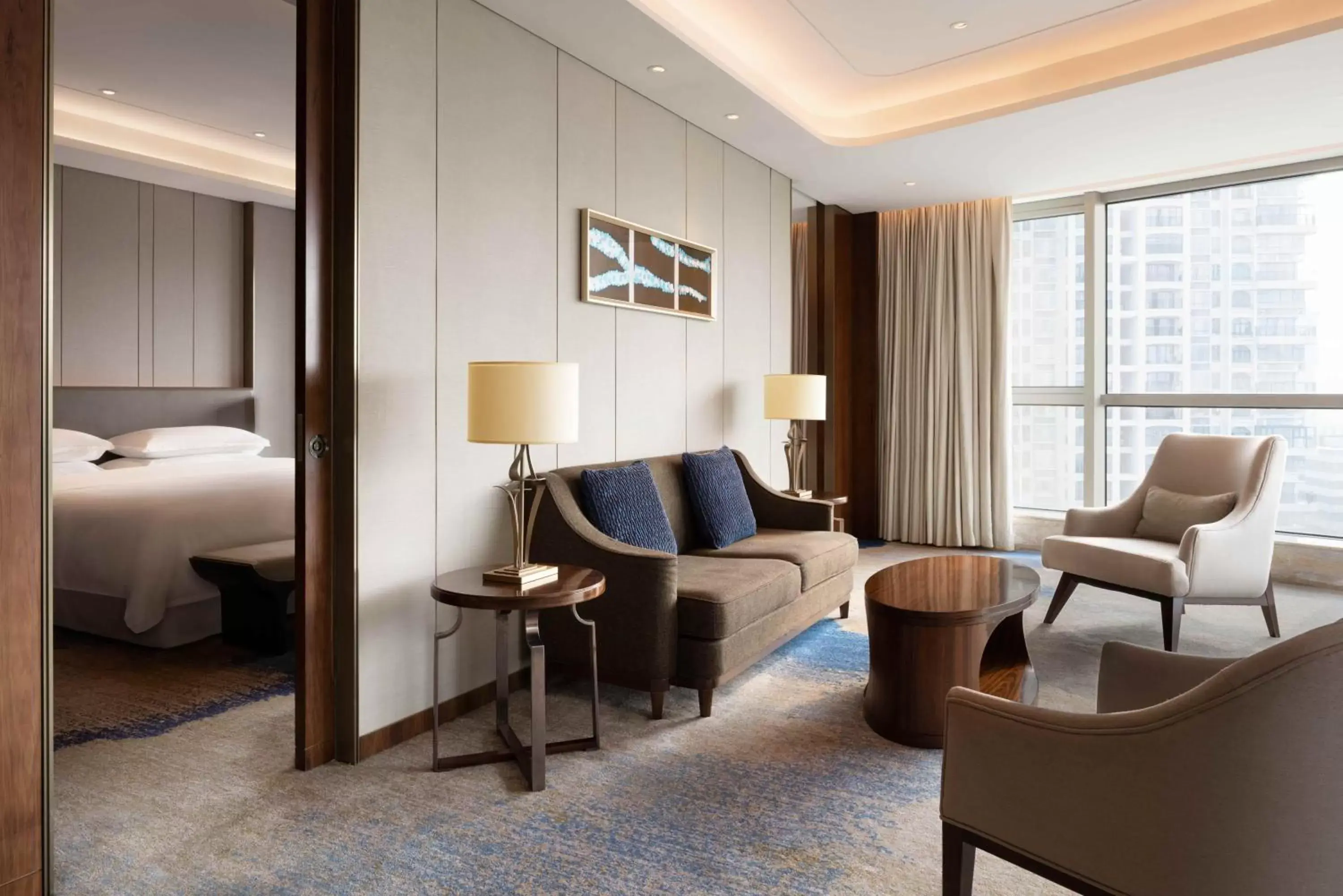 Deluxe Suite in Sheraton Zhanjiang Hotel Deluxe Suite in Sheraton Zhanjiang Hotel