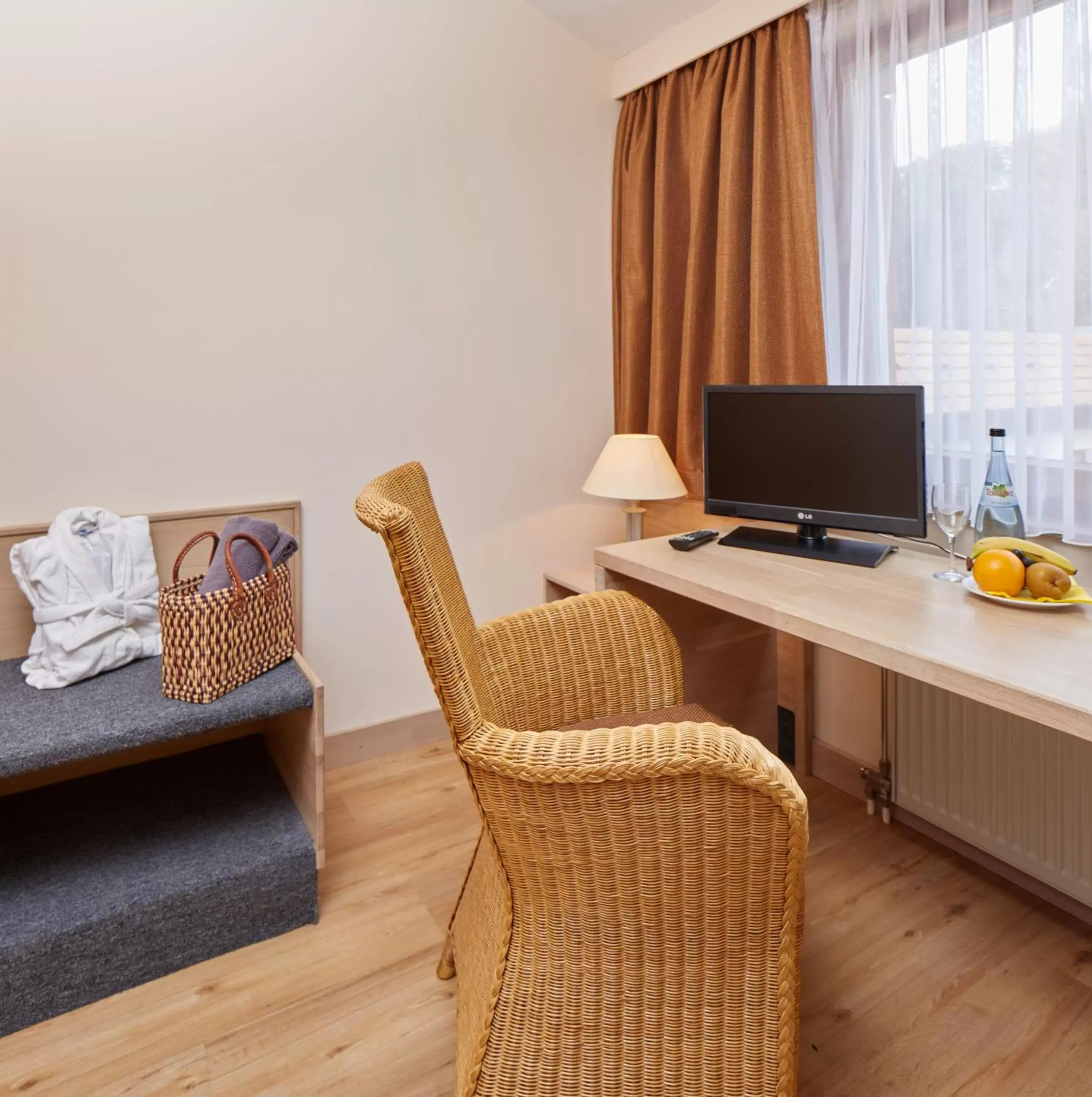 Standard Single Room in NaturKulturHotel Stumpf Standard Single Room in NaturKulturHotel Stumpf