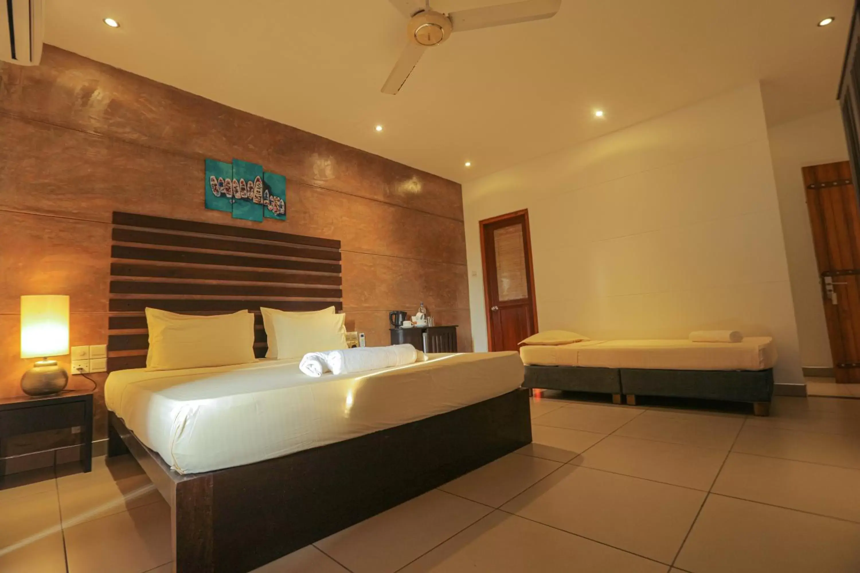 Deluxe Quadruple Room in Summerside Residence Deluxe Quadruple Room in Summerside Residence