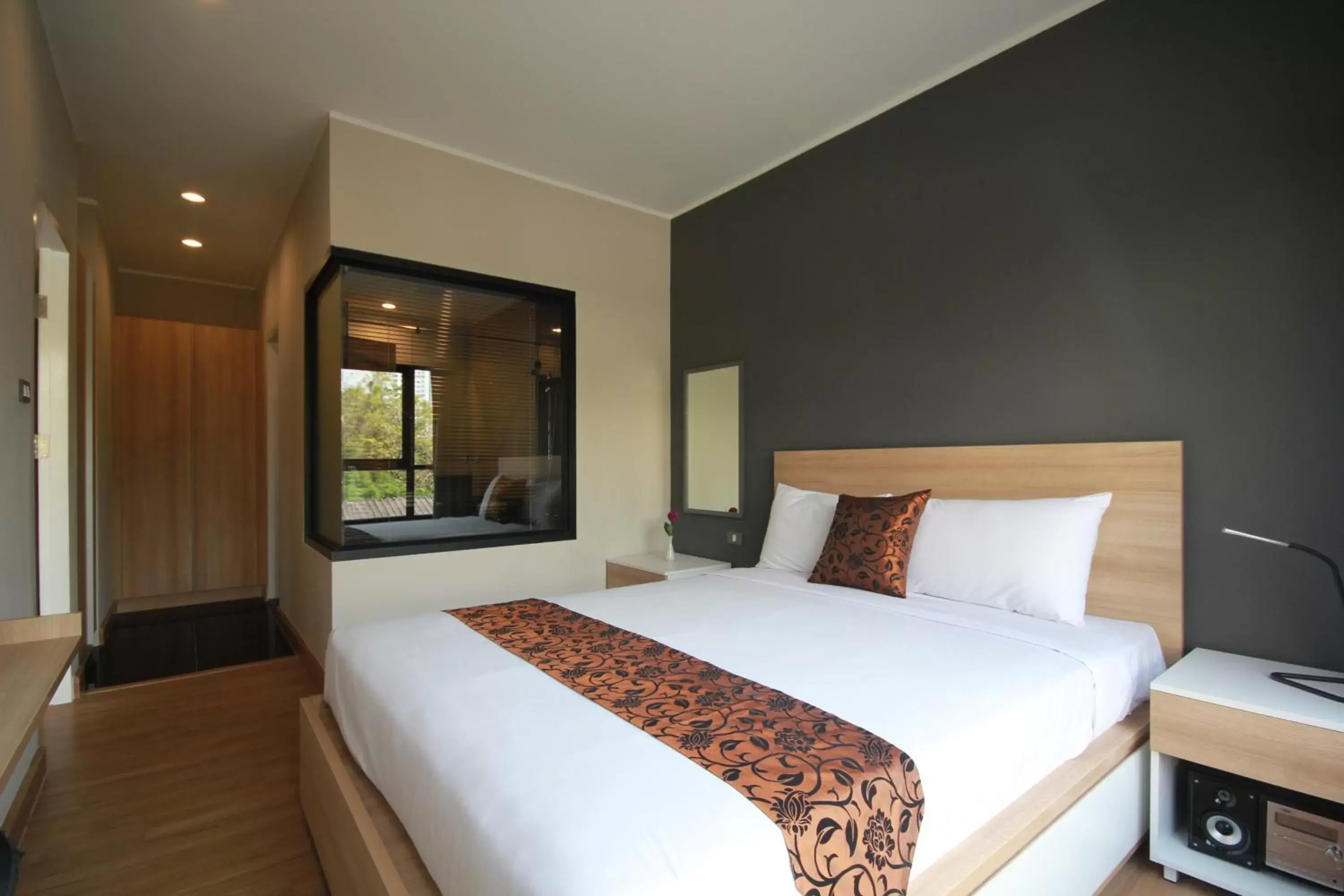 One-Bedroom Suite in Sereine Sukhumvit 39 One-Bedroom Suite in Sereine Sukhumvit 39