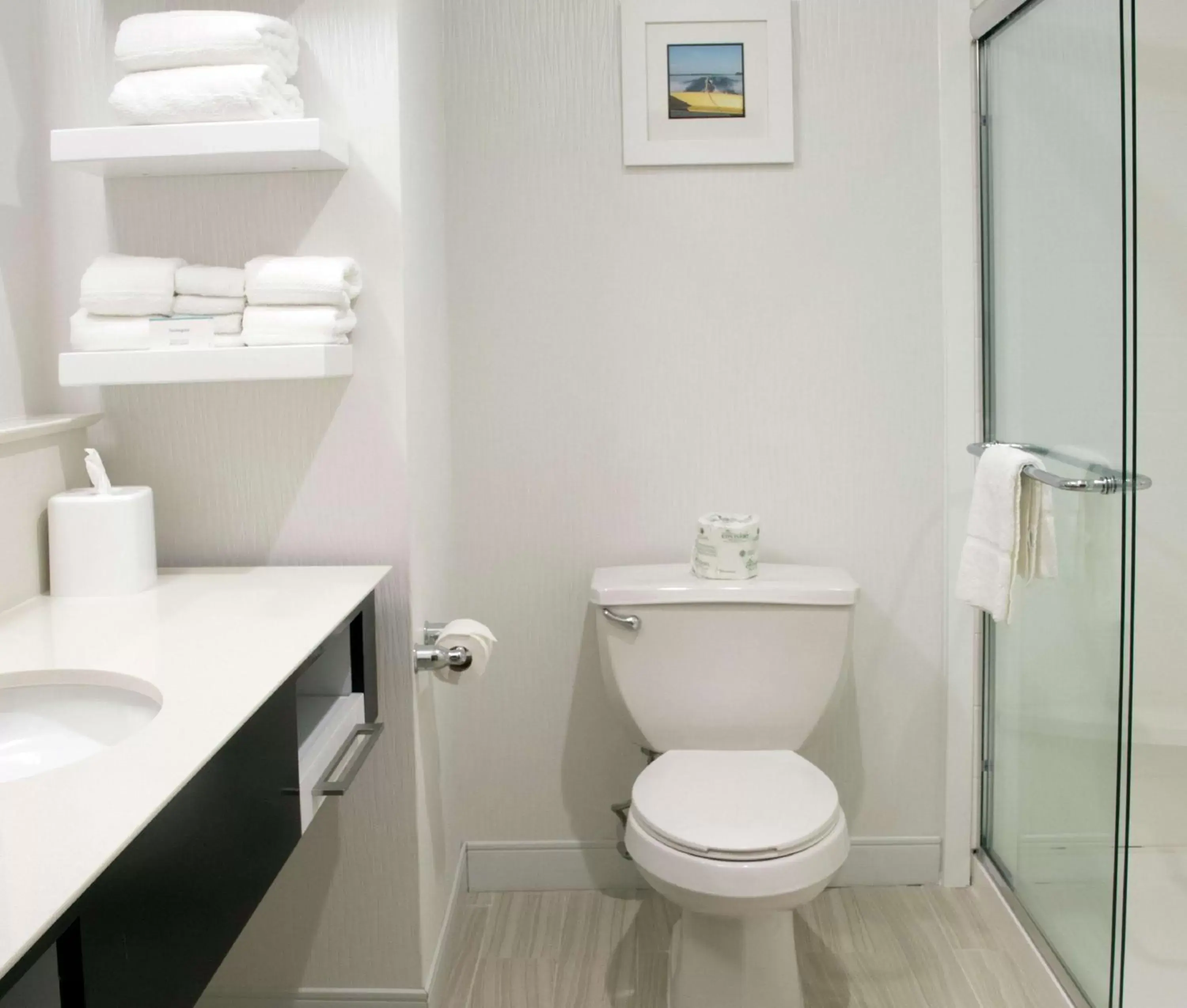 King Room with Sofa Bed - Mobility Accessible/Non-Smoking in Hampton Inn Hartwell Ga King Room with Sofa Bed - Mobility Accessible/Non-Smoking in Hampton Inn Hartwell Ga