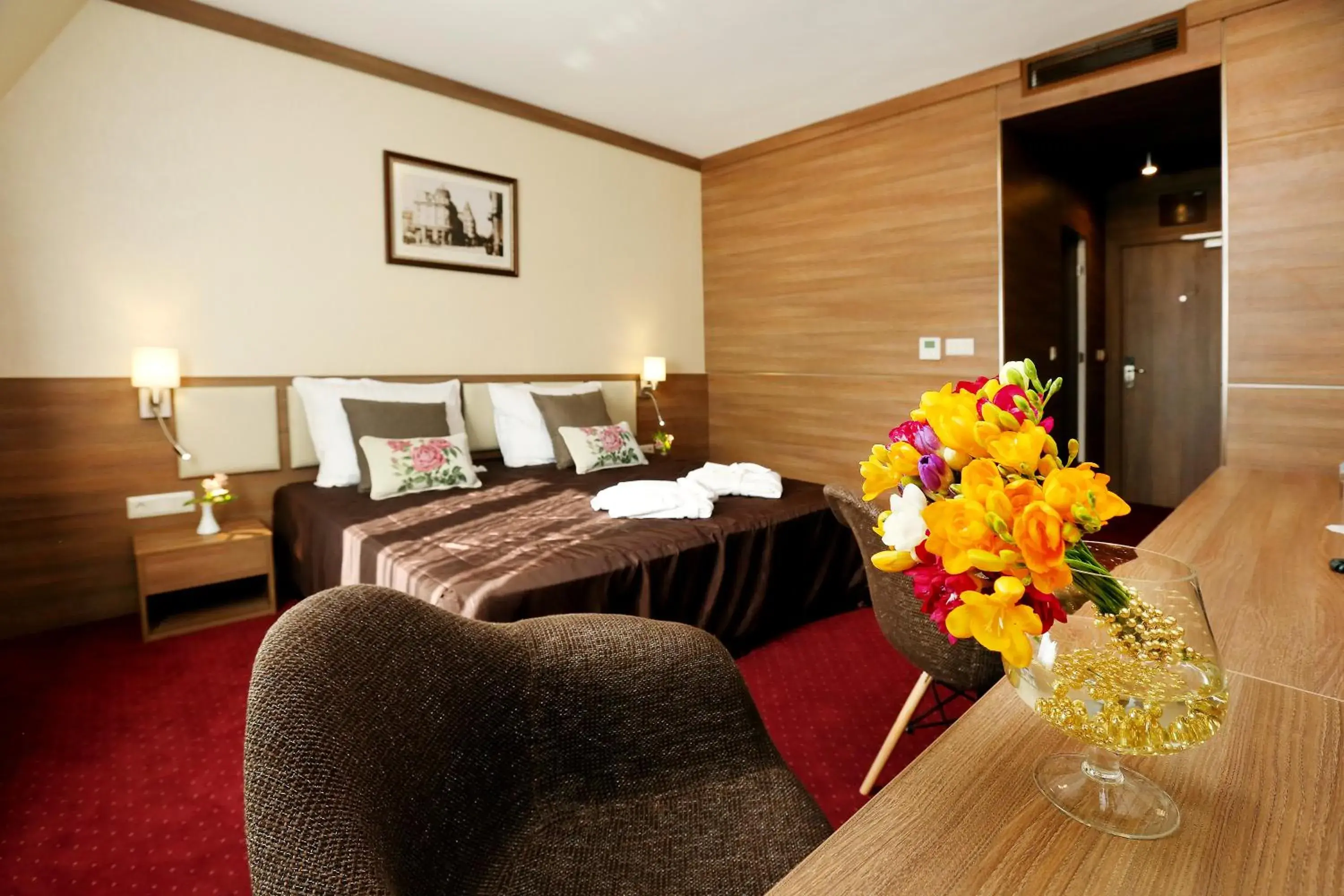 Deluxe Double Room in Hotel COOP, Sofia Deluxe Double Room in Hotel COOP, Sofia