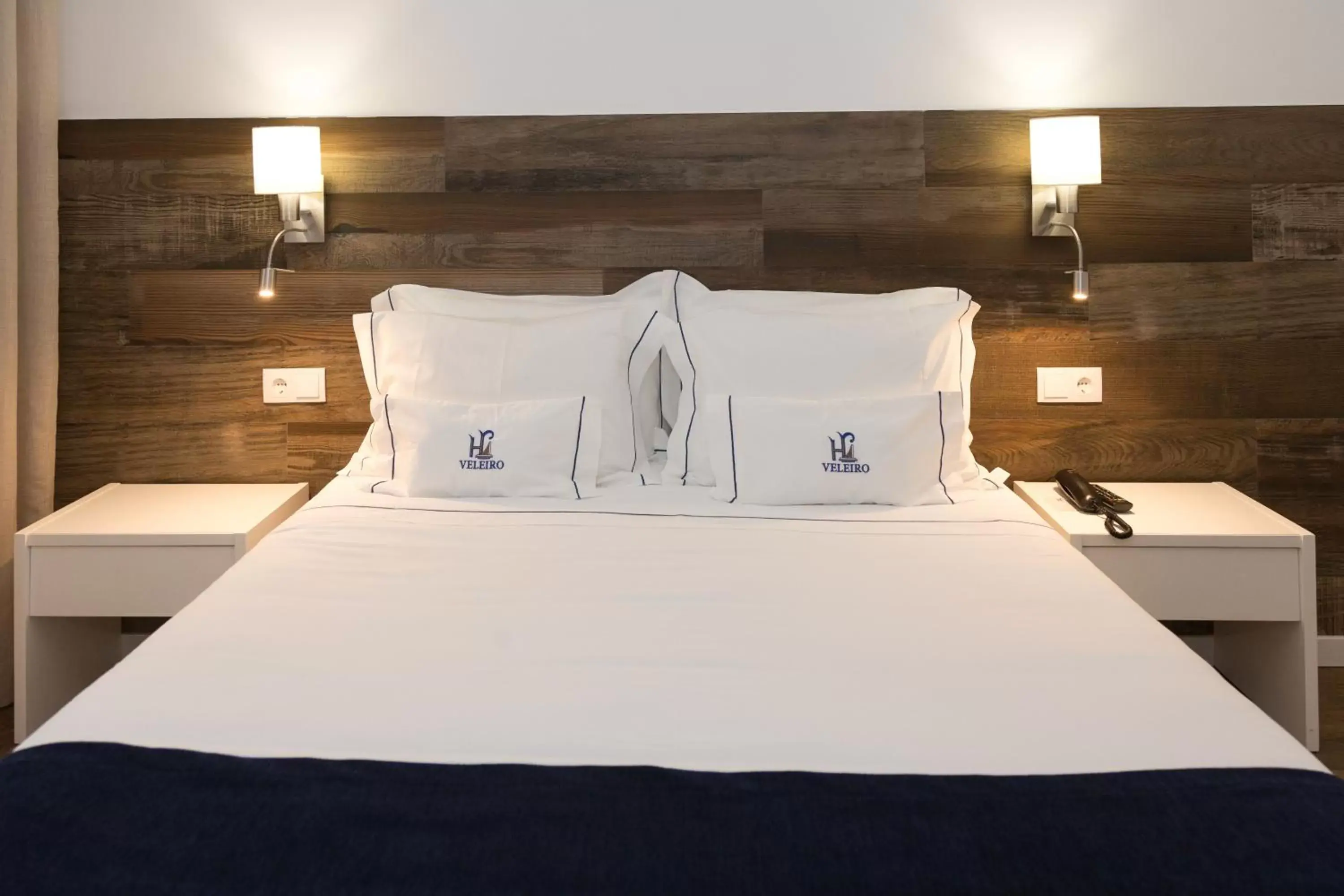 Double Room with Balcony and Sea View in Hotel Veleiro Double Room with Balcony and Sea View in Hotel Veleiro