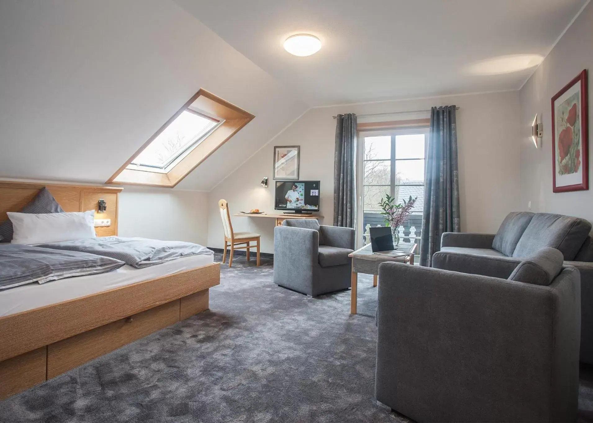 Deluxe Double Room with Balcony - single occupancy in Hotel Forsthaus Deluxe Double Room with Balcony - single occupancy in Hotel Forsthaus