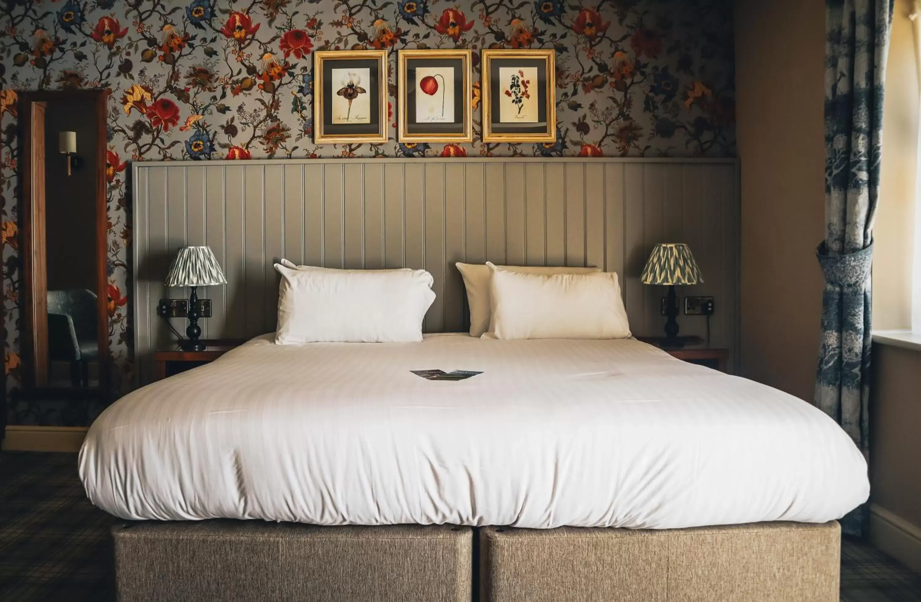 Superior Double or Twin Room with Sofa Bed - single occupancy in The Knaresborough Inn - The Inn Collection Group Superior Double or Twin Room with Sofa Bed - single occupancy in The Knaresborough Inn - The Inn Collection Group