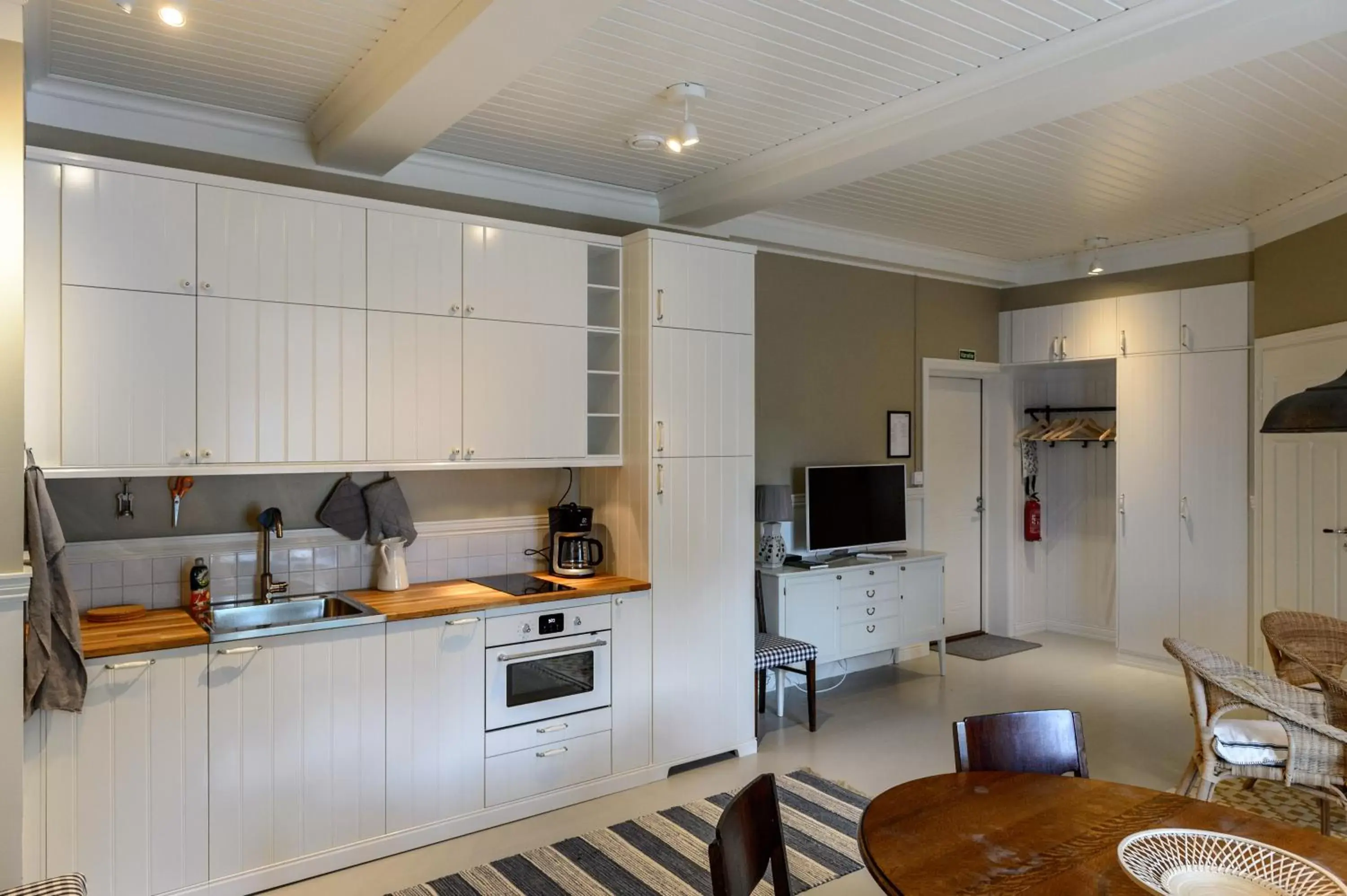 One-Bedroom Apartment - Annex in Hotel Bulevard One-Bedroom Apartment - Annex in Hotel Bulevard