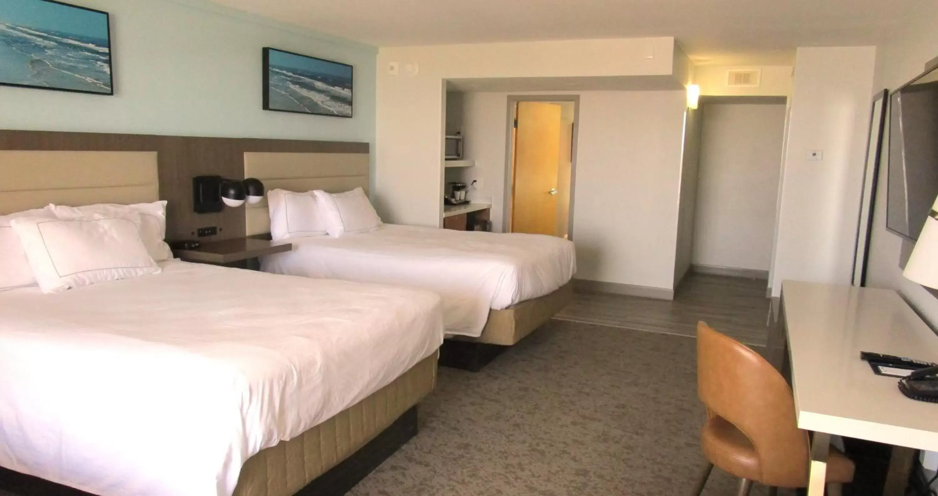 Queen Large Family Corner Room with Two Queen Beds and Full Bay View in DoubleTree by Hilton Corpus Christi Beachfront Queen Large Family Corner Room with Two Queen Beds and Full Bay View in DoubleTree by Hilton Corpus Christi Beachfront