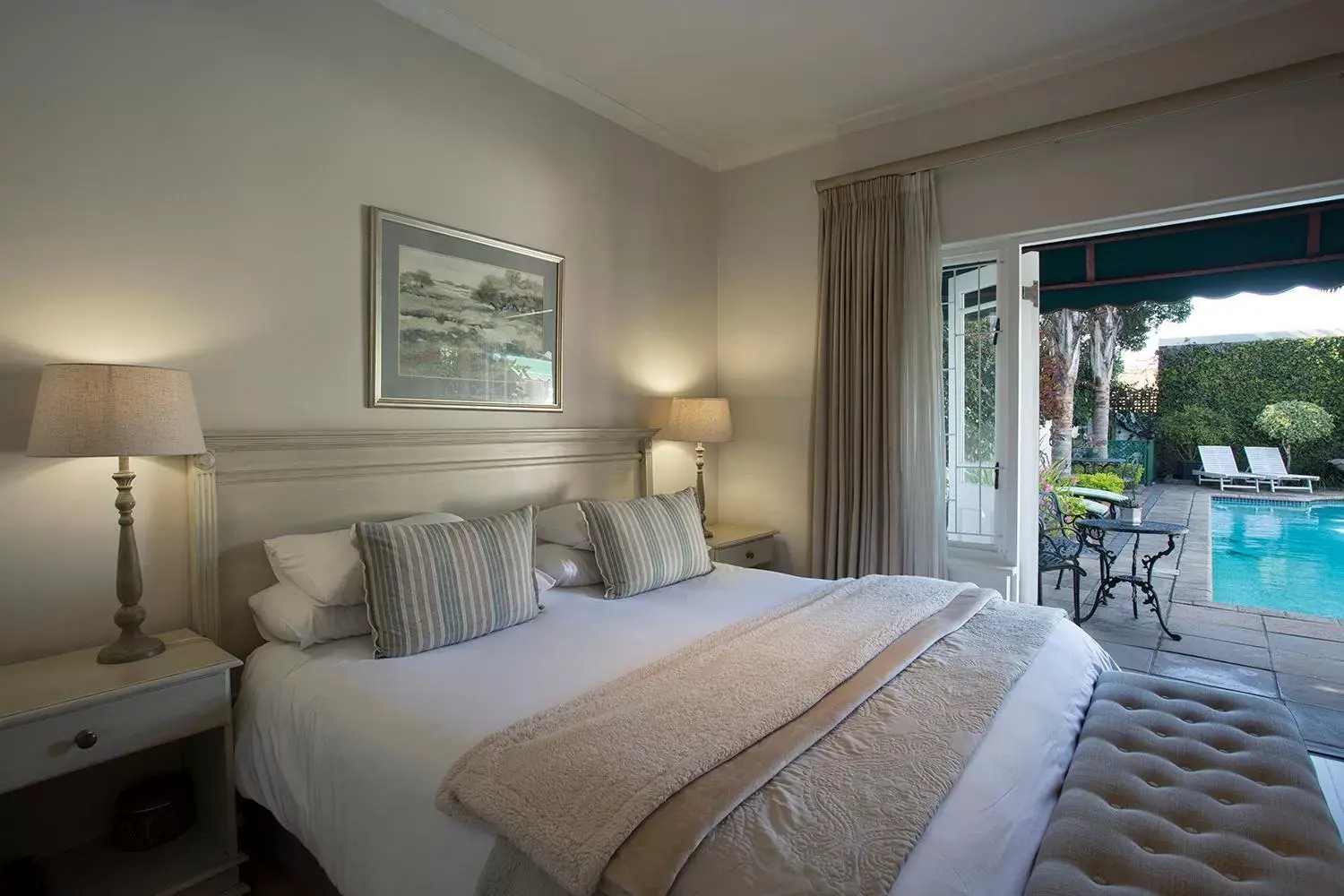 King Room with Kitchenette - single occupancy in Carslogie House King Room with Kitchenette - single occupancy in Carslogie House