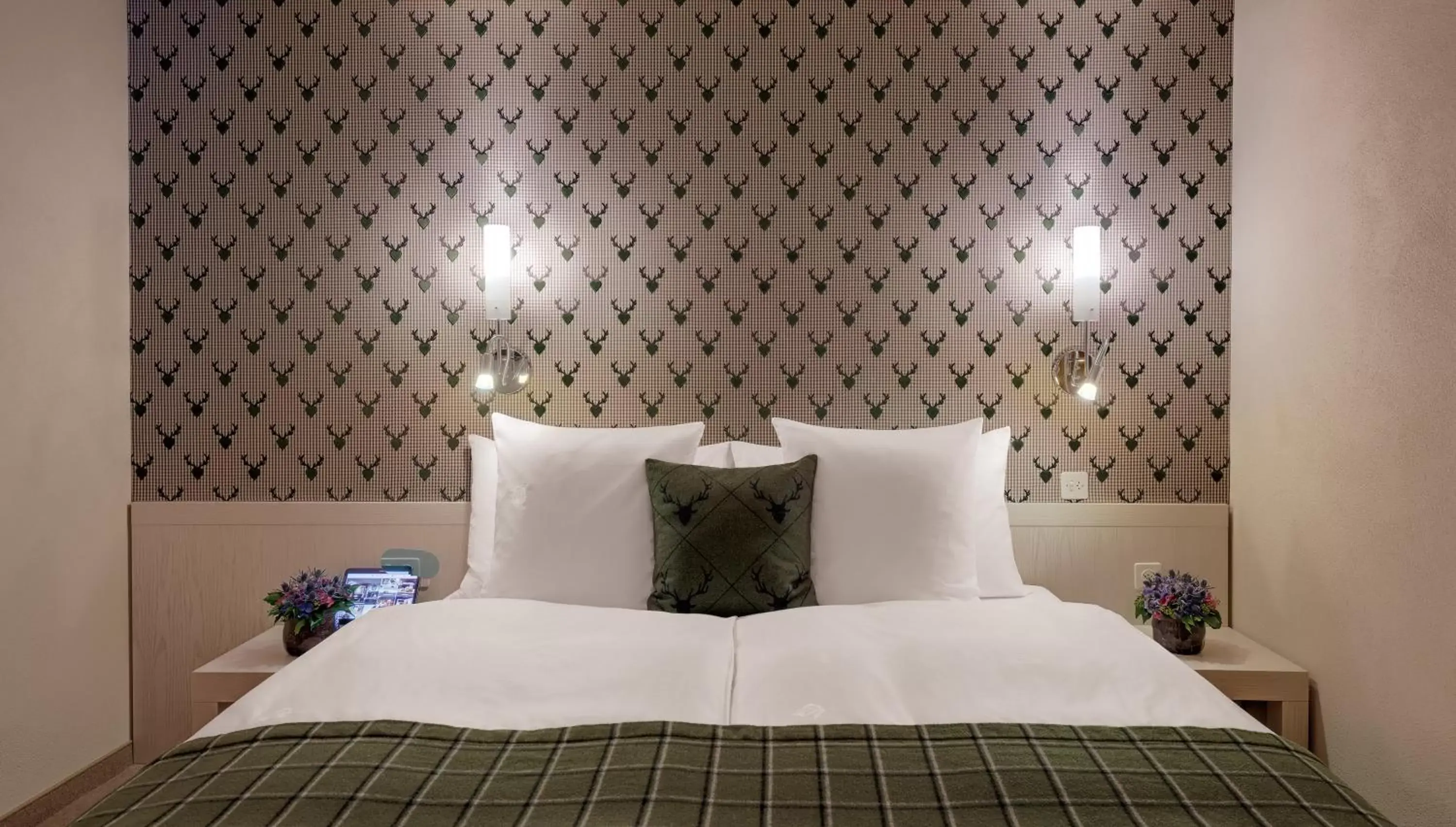 Standard Double Room Poschiavo in Morosani Posthotel Standard Double Room Poschiavo in Morosani Posthotel