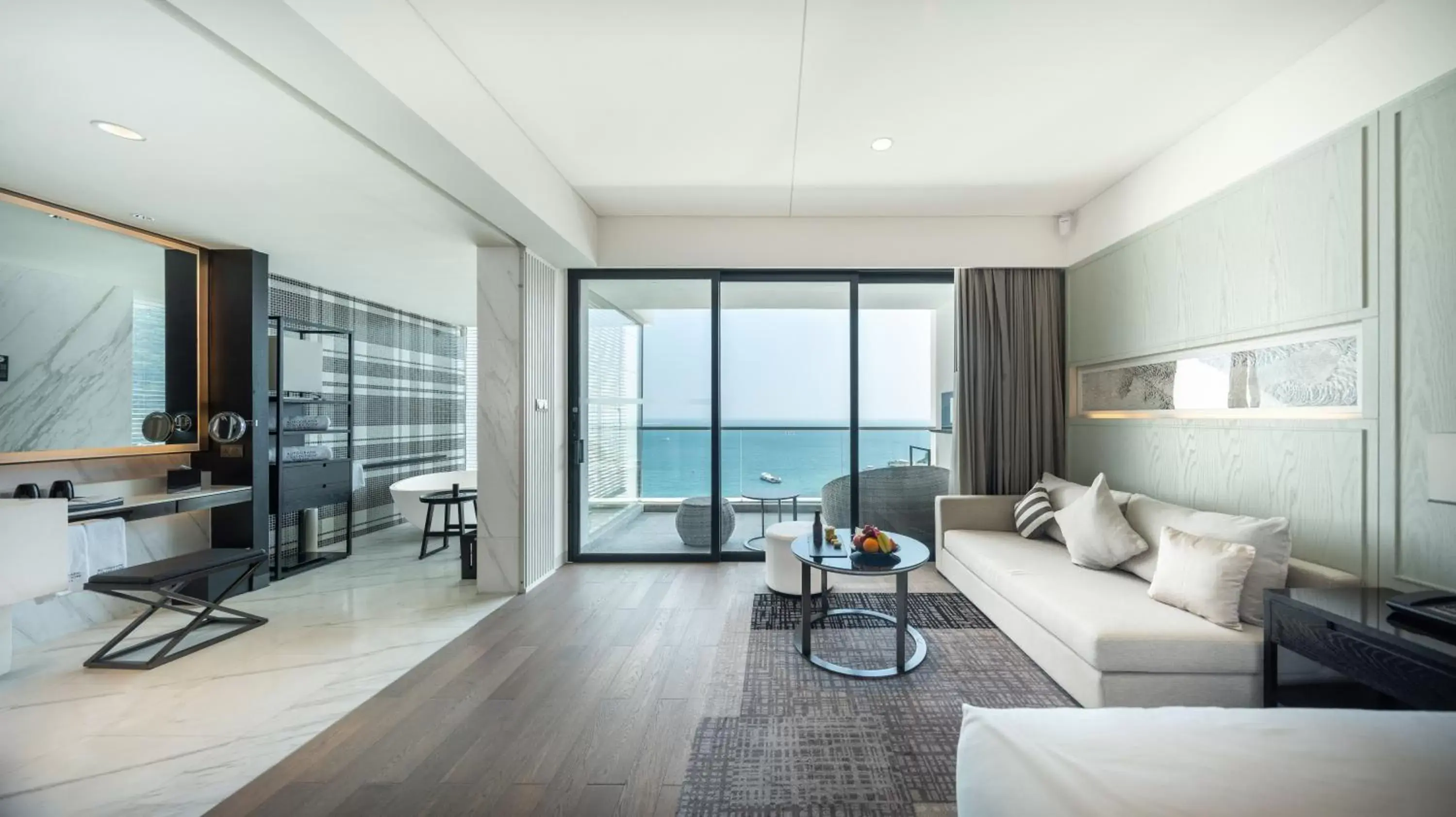 Glamorous Room, Guest room, 2 Double, Ocean view, Balcony in The Shanhaitian Resort Sanya, Autograph Collection Glamorous Room, Guest room, 2 Double, Ocean view, Balcony in The Shanhaitian Resort Sanya, Autograph Collection