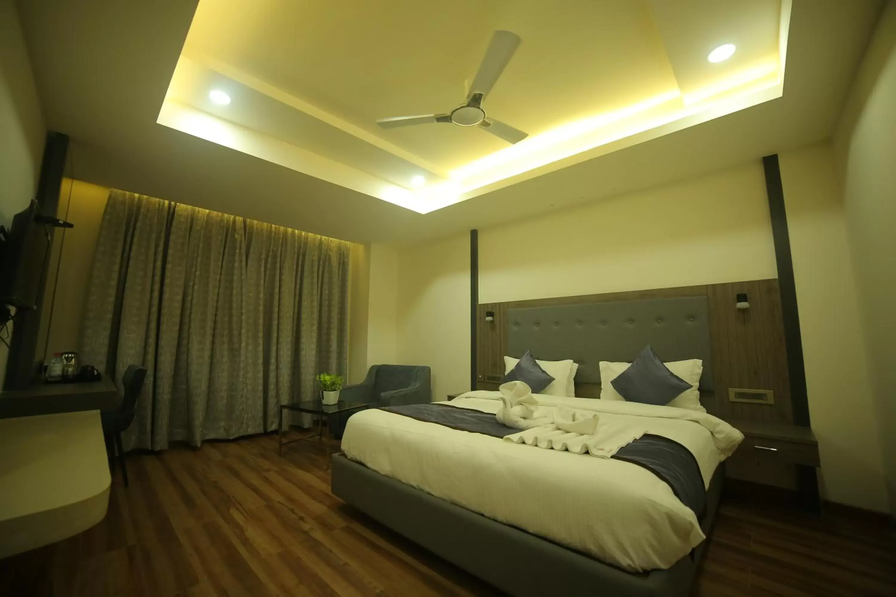 Deluxe Double or Twin Room - single occupancy in Sree Fortune Grand, Tadepalli Deluxe Double or Twin Room - single occupancy in Sree Fortune Grand, Tadepalli