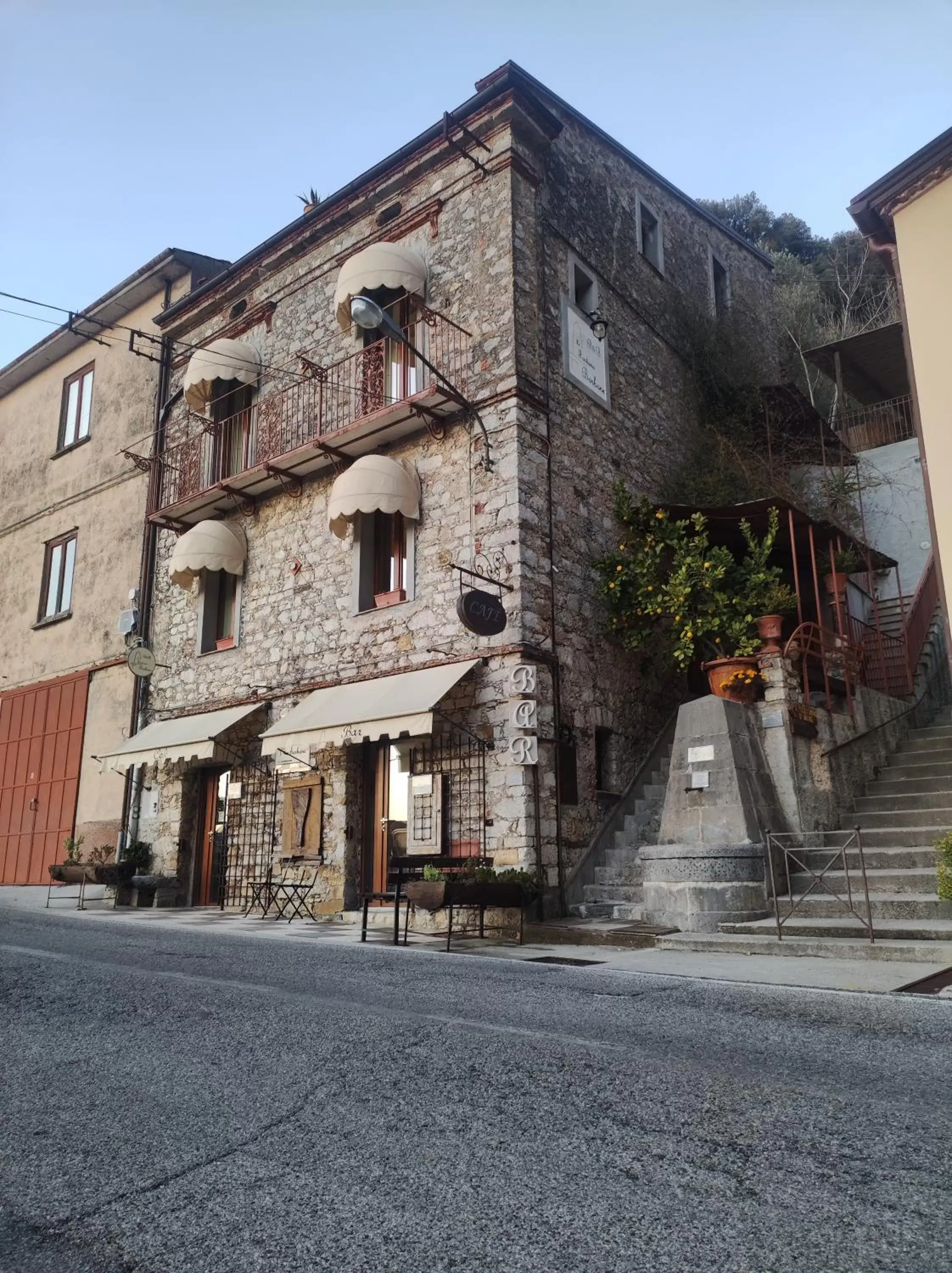 Property Building in B&b La Fontana Borbone Property Building in B&b La Fontana Borbone