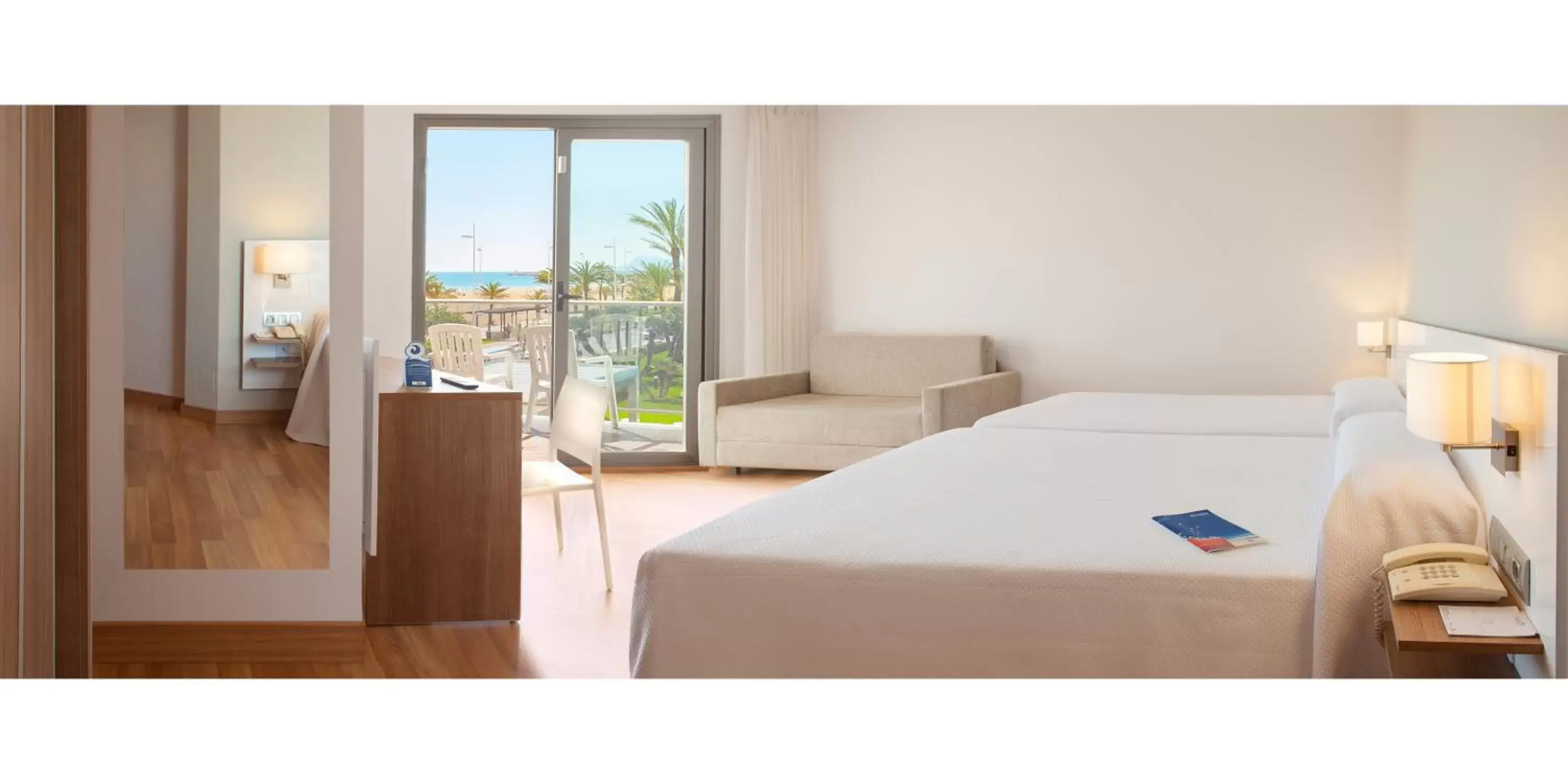 Twin Room with Partial Sea View and Terrace (2 Adults +1 Child) in RH Bayren Hotel & Spa 4* Sup Twin Room with Partial Sea View and Terrace (2 Adults +1 Child) in RH Bayren Hotel & Spa 4* Sup
