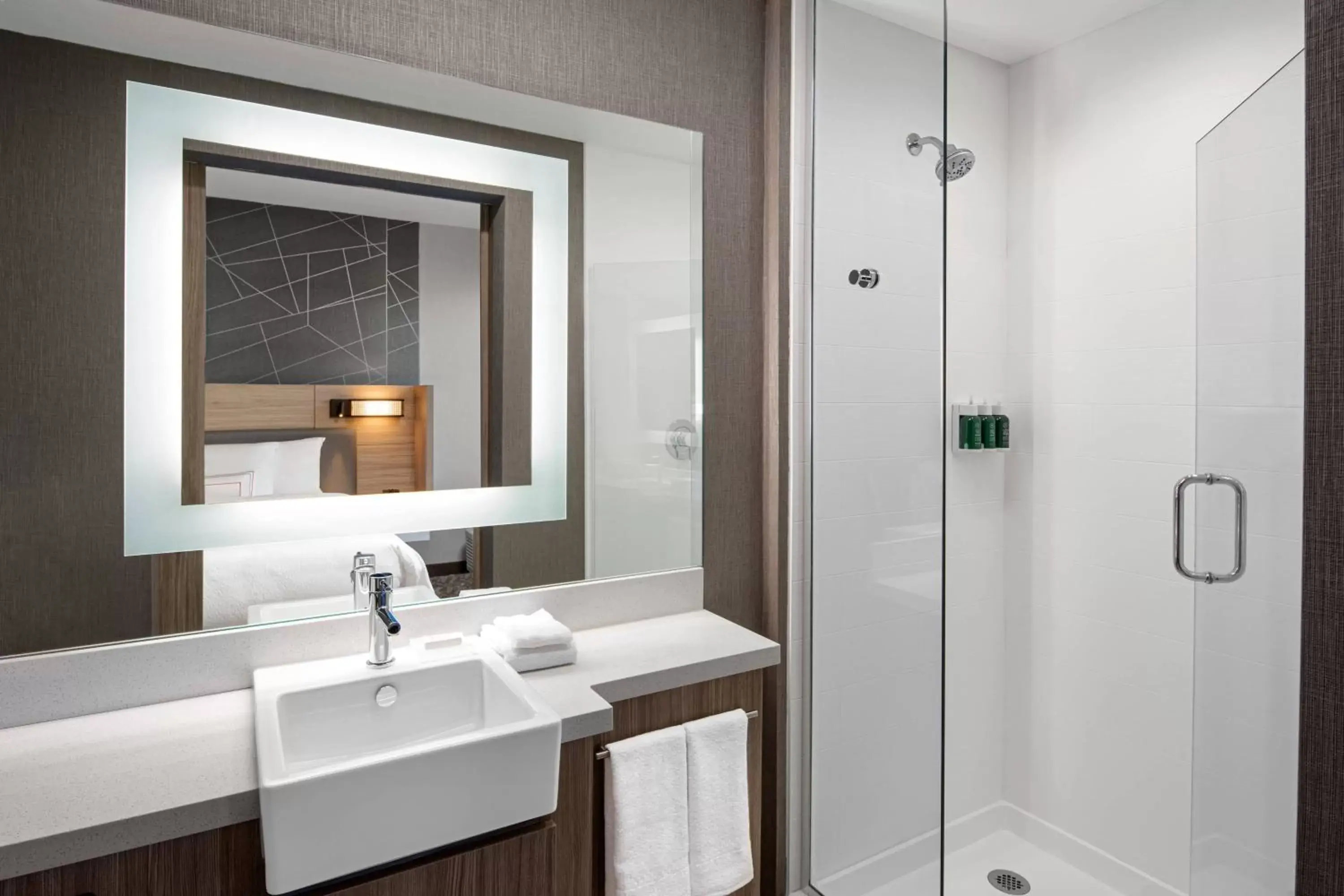 Studio Suite with Two Queen Beds, Trundle Bed and Adapted Tub - Mobility Accessible in SpringHill Suites by Marriott St. George Washington Studio Suite with Two Queen Beds, Trundle Bed and Adapted Tub - Mobility Accessible in SpringHill Suites by Marriott St. George Washington