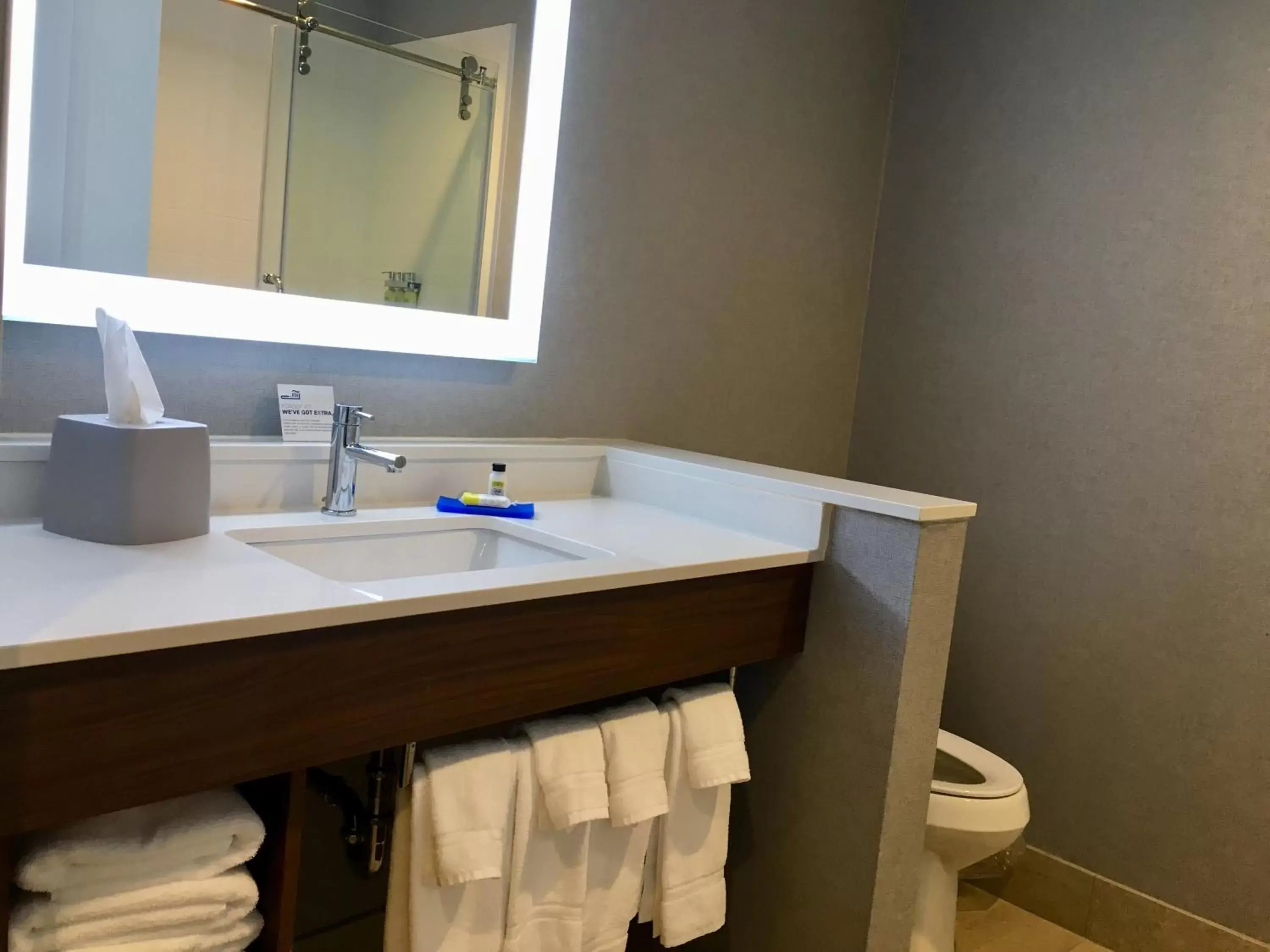 Suite with Two Queen Beds in Holiday Inn Express - Grand Island by IHG Suite with Two Queen Beds in Holiday Inn Express - Grand Island by IHG