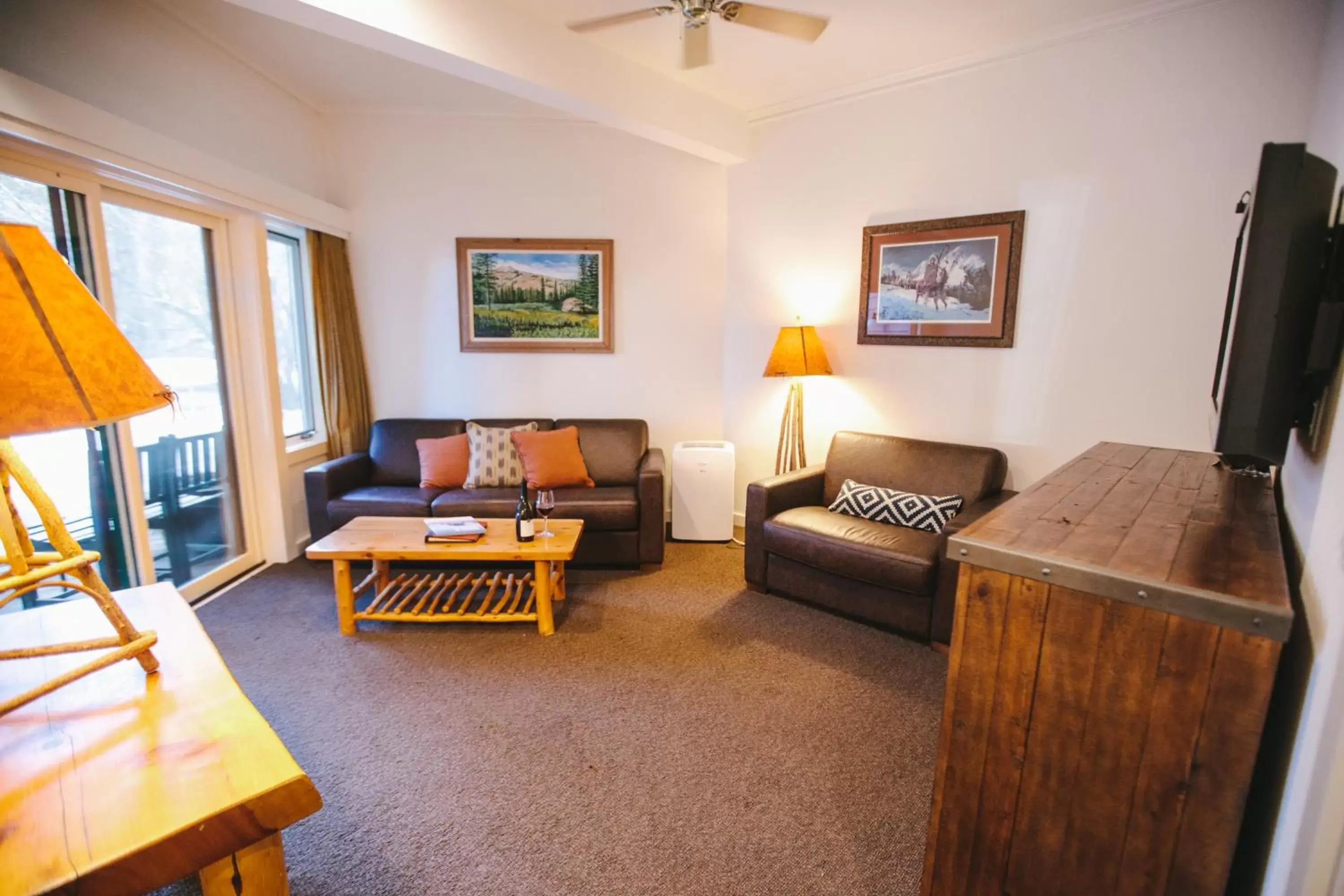 Junior Suite with Garden View in Sunnyside Resort and Lodge Junior Suite with Garden View in Sunnyside Resort and Lodge