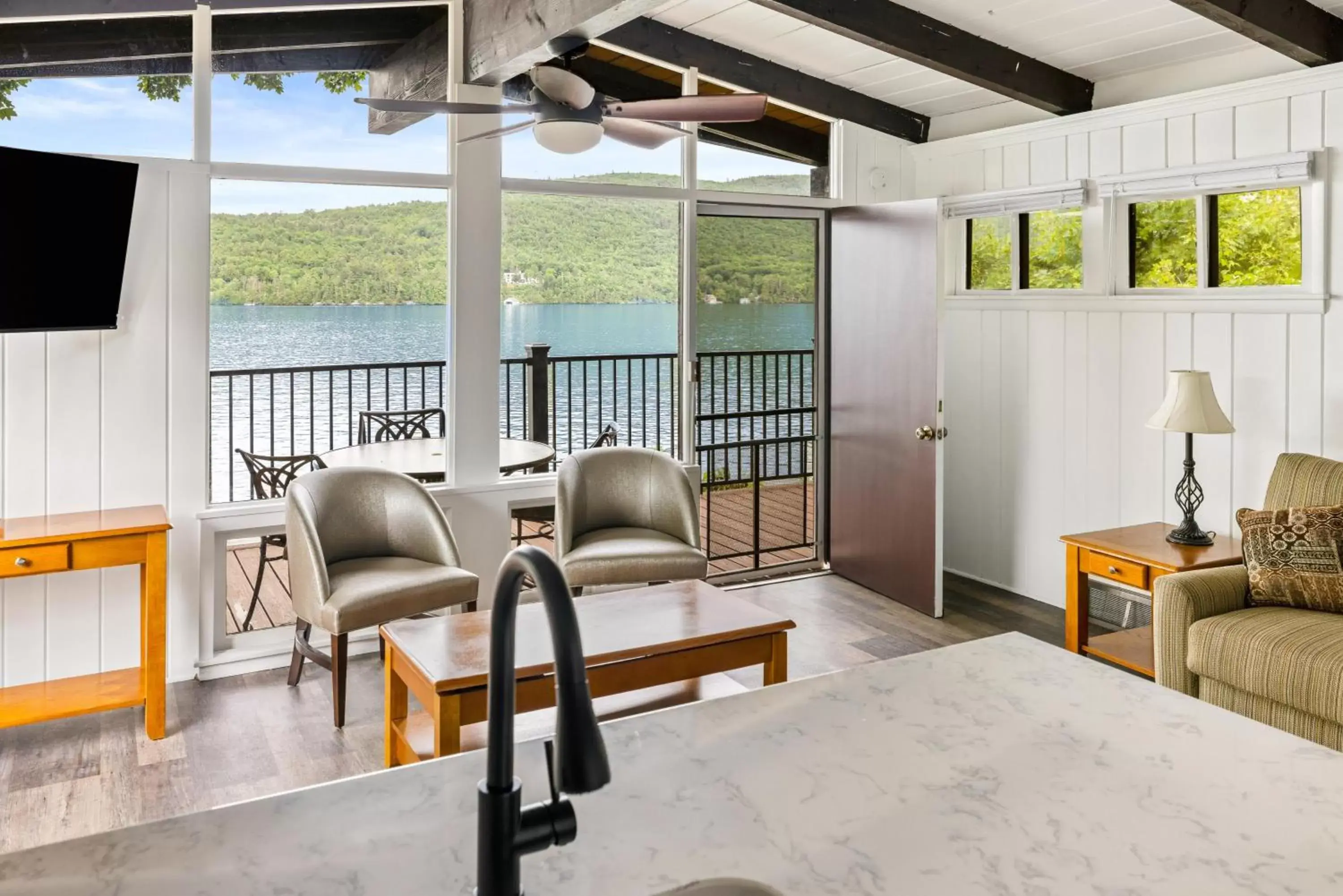 One-Bedroom Villa in Sun Castle Resort One-Bedroom Villa in Sun Castle Resort