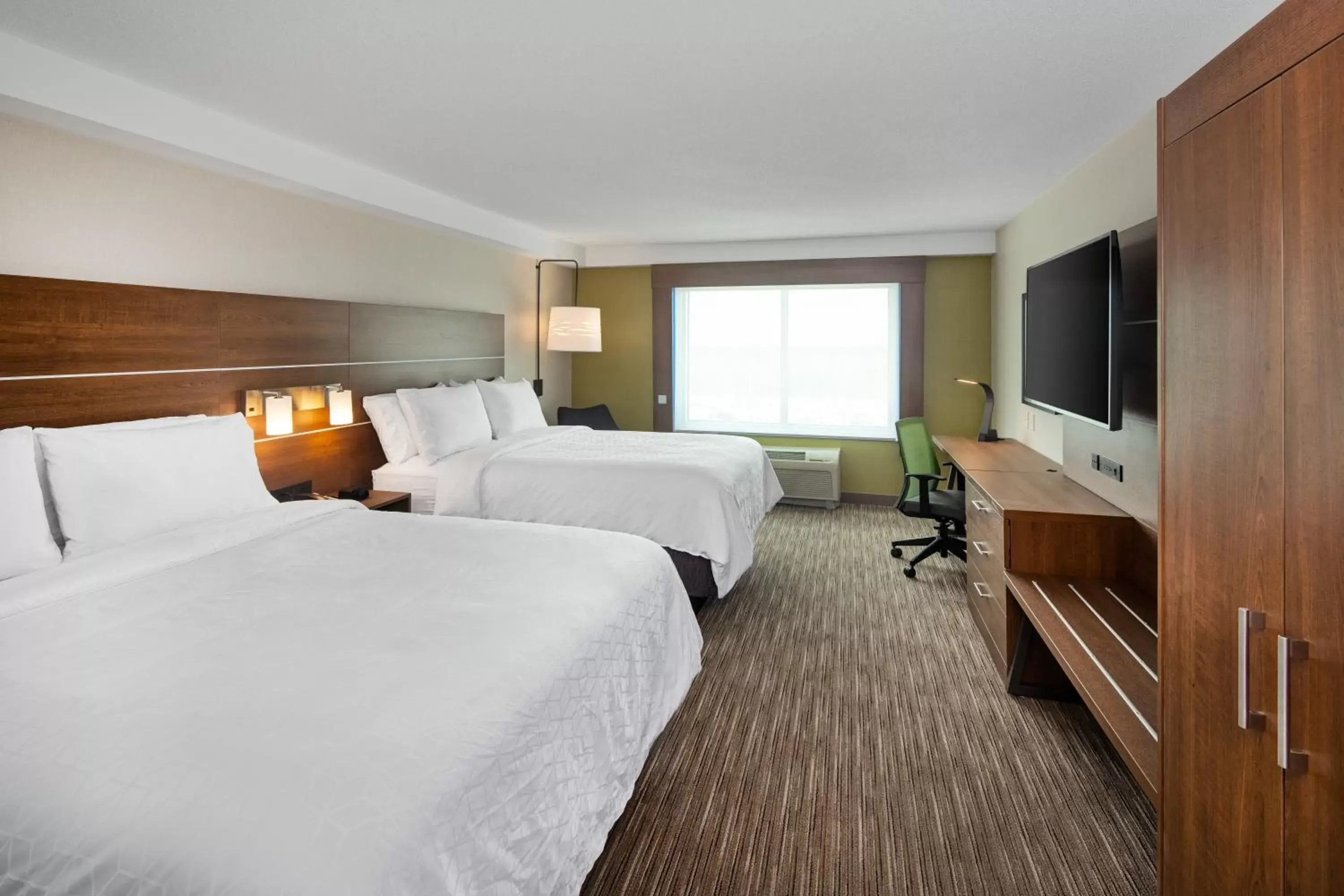 Standard Double Room - Disability Access in Holiday Inn Express & Suites Halifax Airport by IHG Standard Double Room - Disability Access in Holiday Inn Express & Suites Halifax Airport by IHG