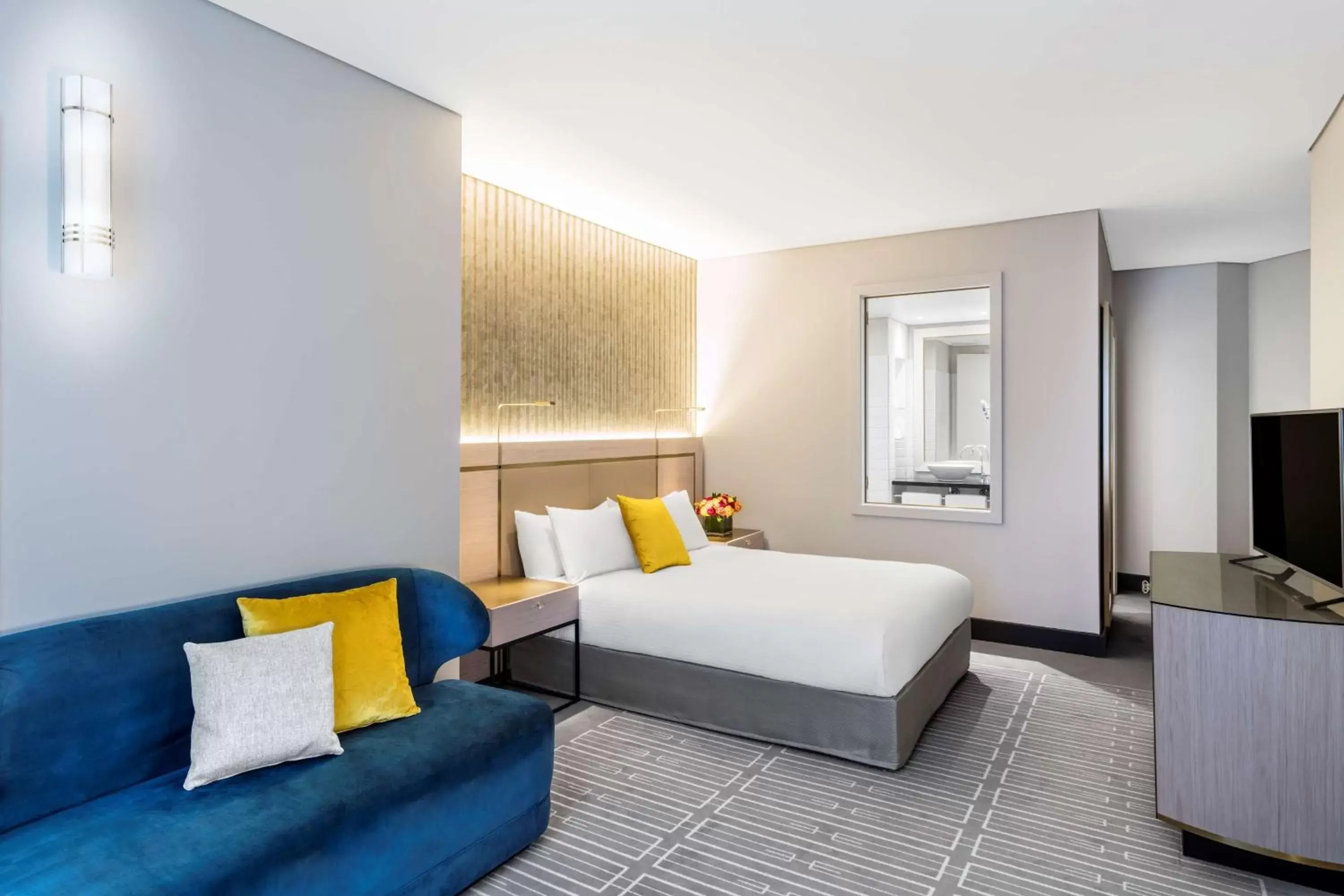 Premier Queen Room - Atrium View in Paradox Sydney Premier Queen Room - Atrium View in Paradox Sydney