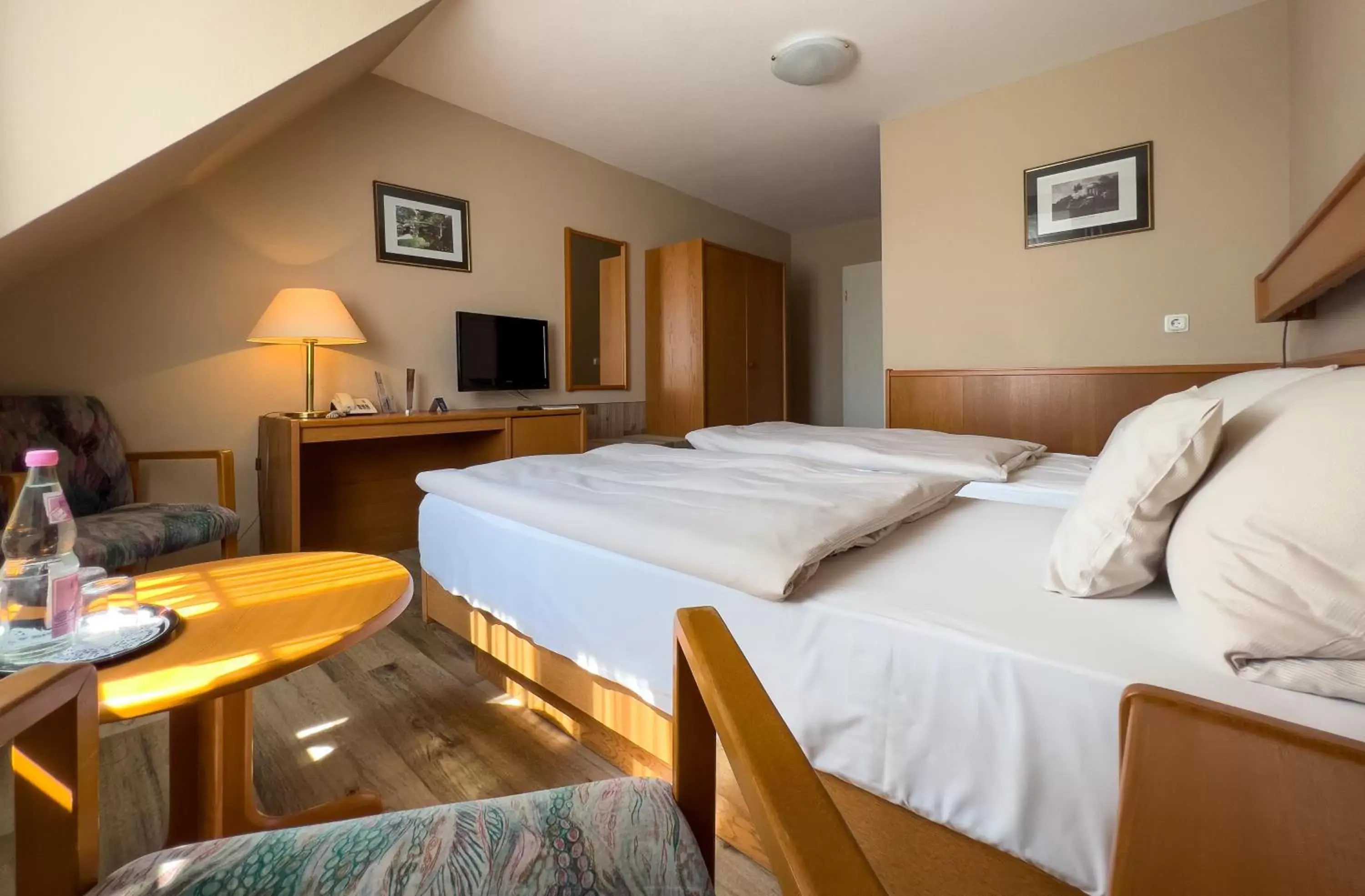 Classic Double Room in Hotel Landhaus Wörlitzer Hof Classic Double Room in Hotel Landhaus Wörlitzer Hof