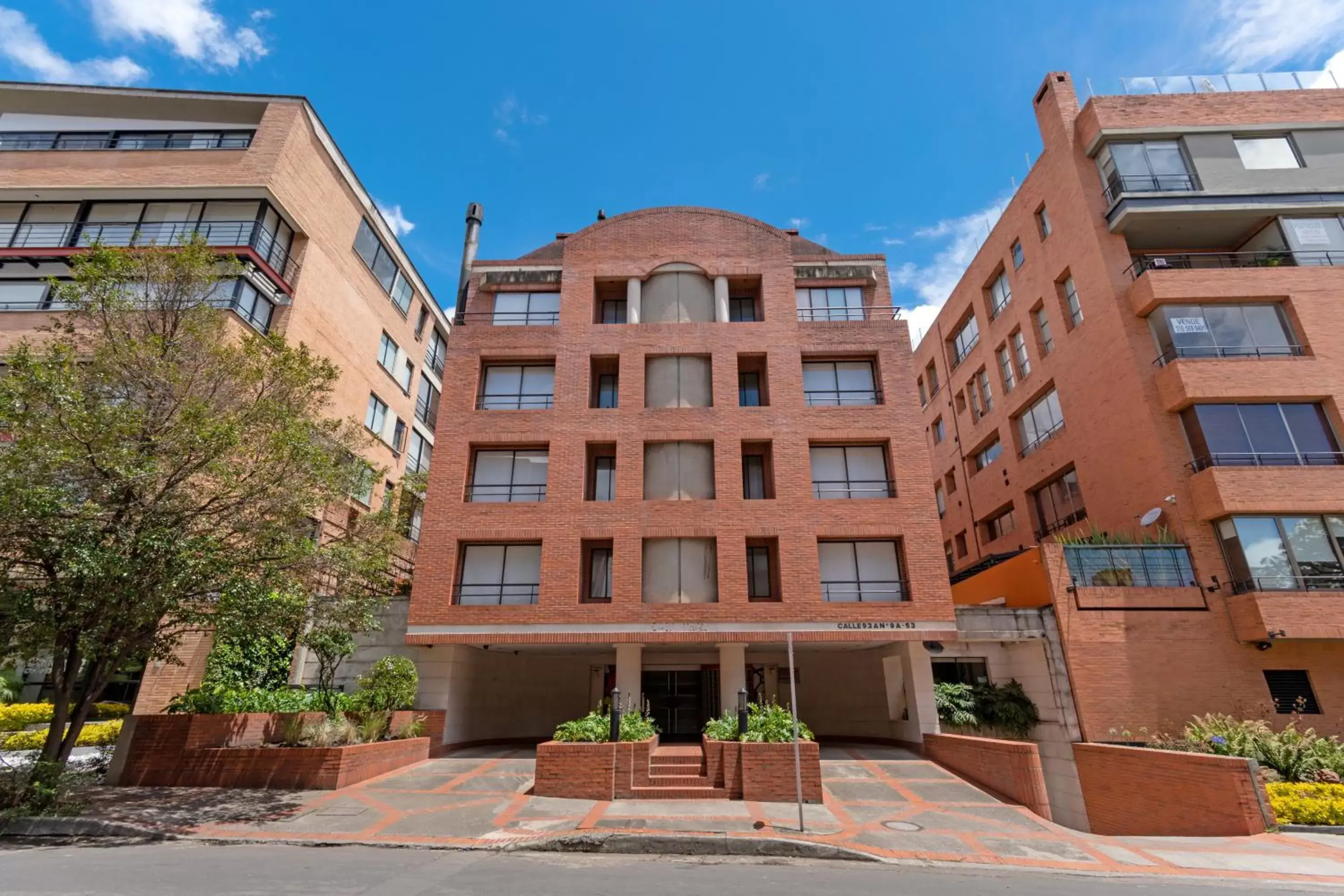 Property Building in GIO Suites Parque 93 Bogotá Property Building in GIO Suites Parque 93 Bogotá