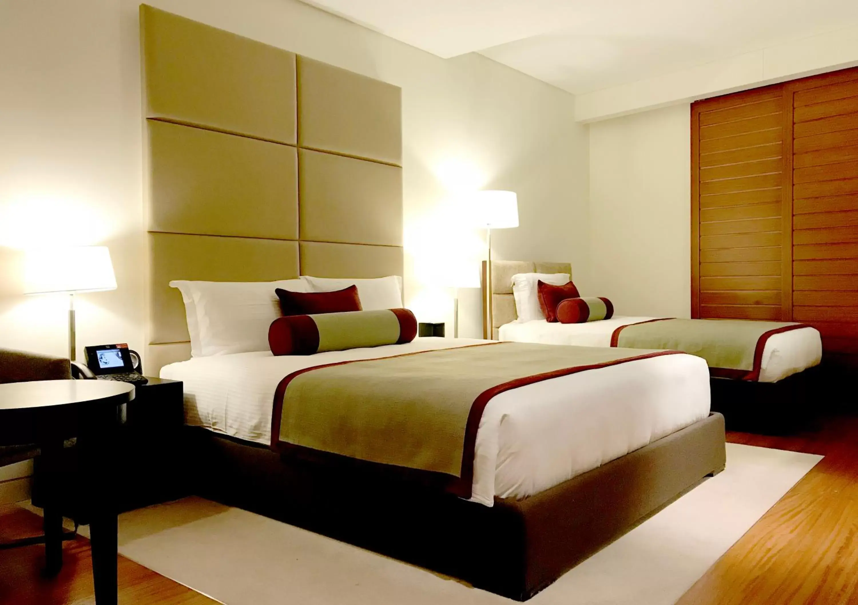 Triple Room in Oryx Airport Hotel -Transit Only Triple Room in Oryx Airport Hotel -Transit Only