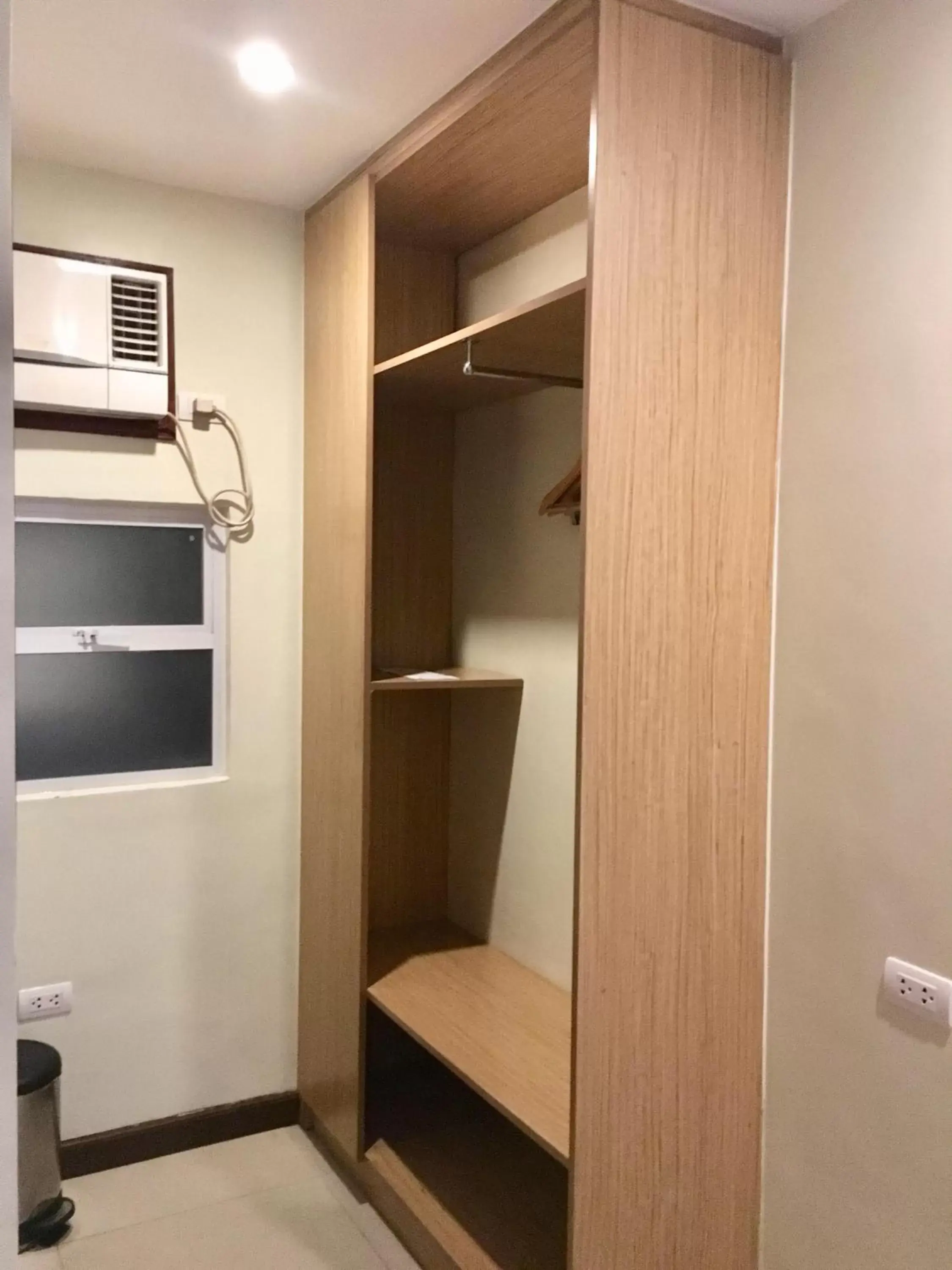 Standard Room No Window in Belian Hotel Standard Room No Window in Belian Hotel