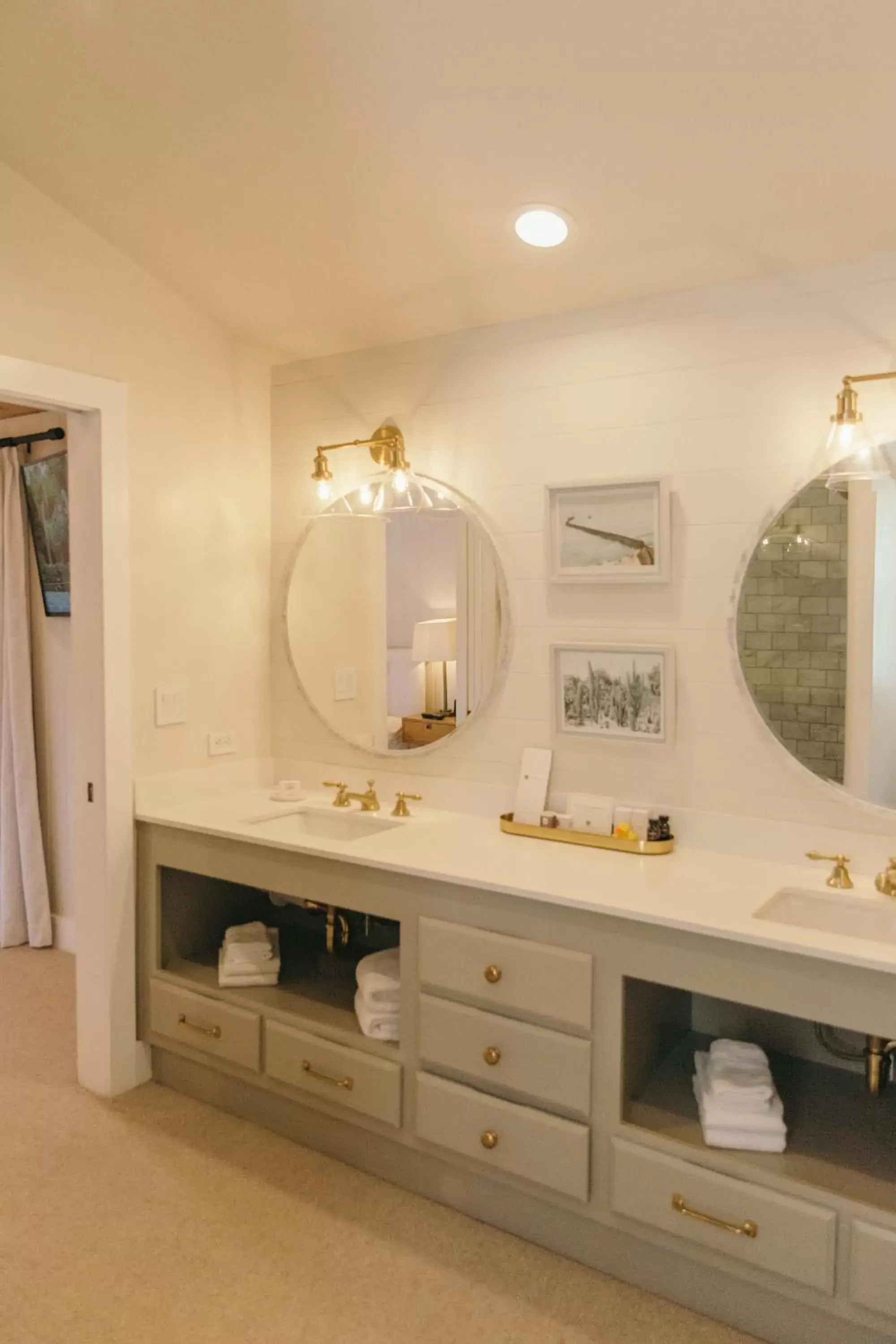 Two-Bedroom Bungalow in Calamigos Guest Ranch and Beach Club Two-Bedroom Bungalow in Calamigos Guest Ranch and Beach Club