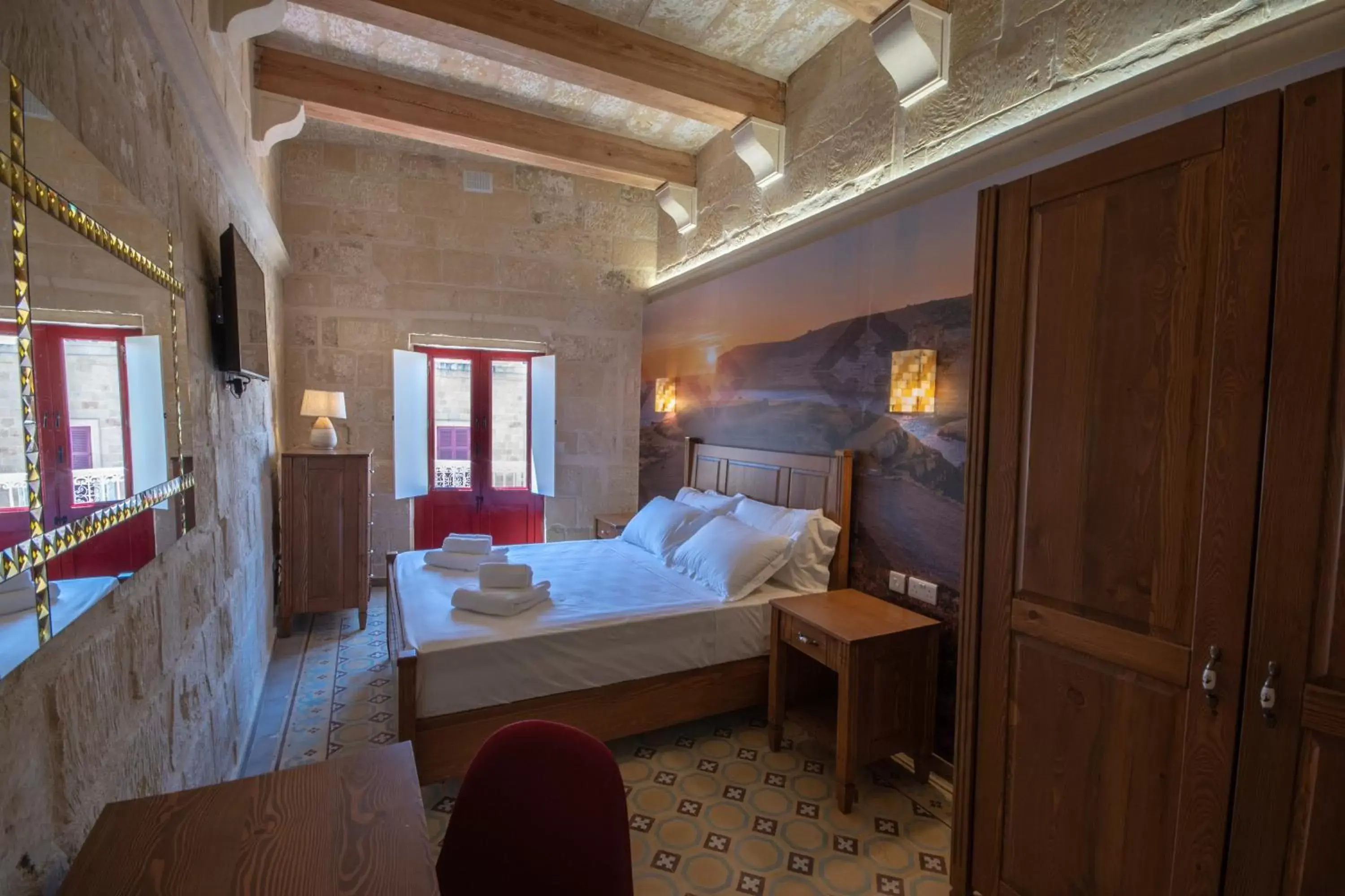 Queen Room with Balcony in 39 St. George Queen Room with Balcony in 39 St. George