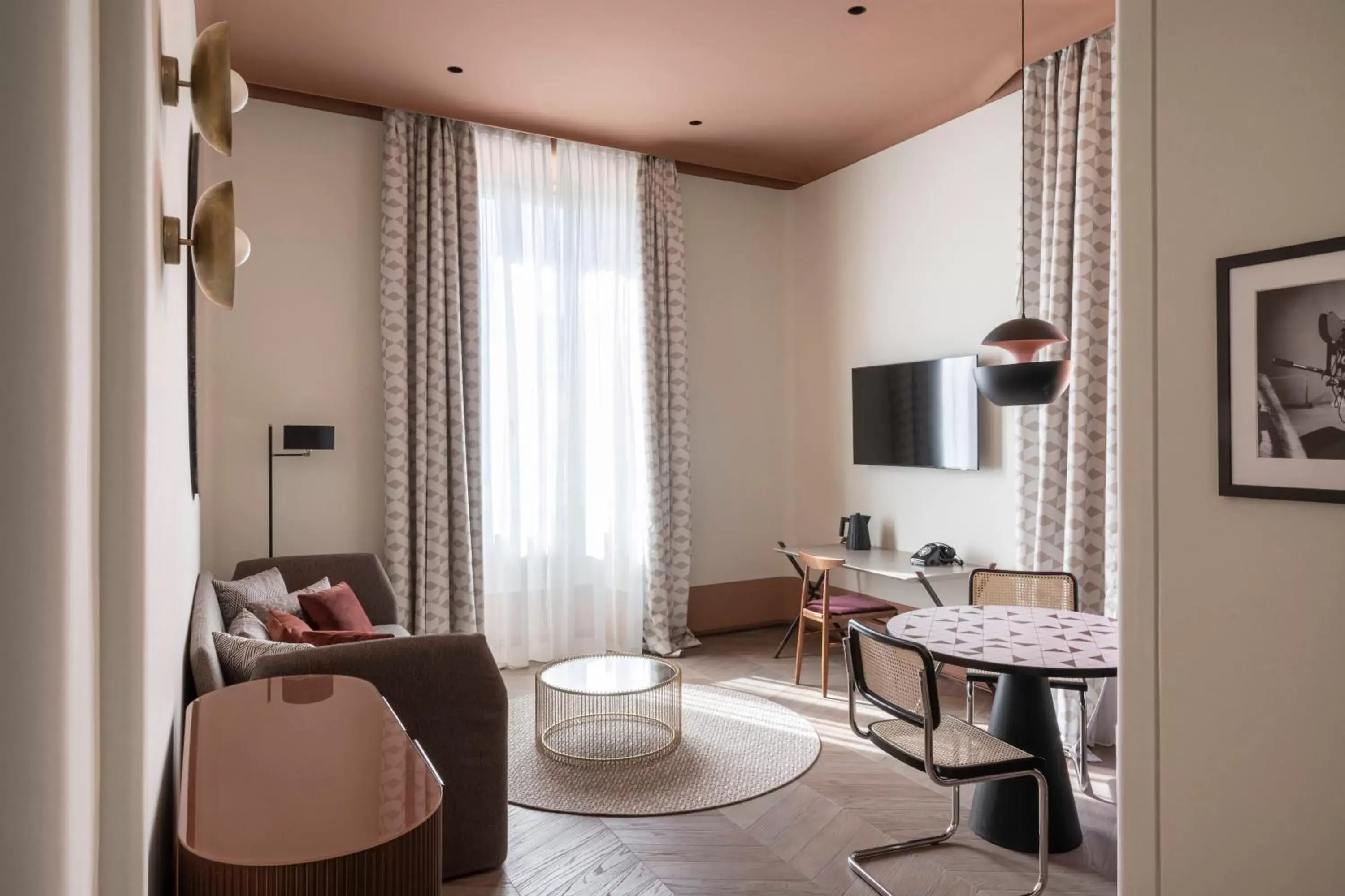 Suite in Palazzo Velabro, a Member of Design Hotels Suite in Palazzo Velabro, a Member of Design Hotels
