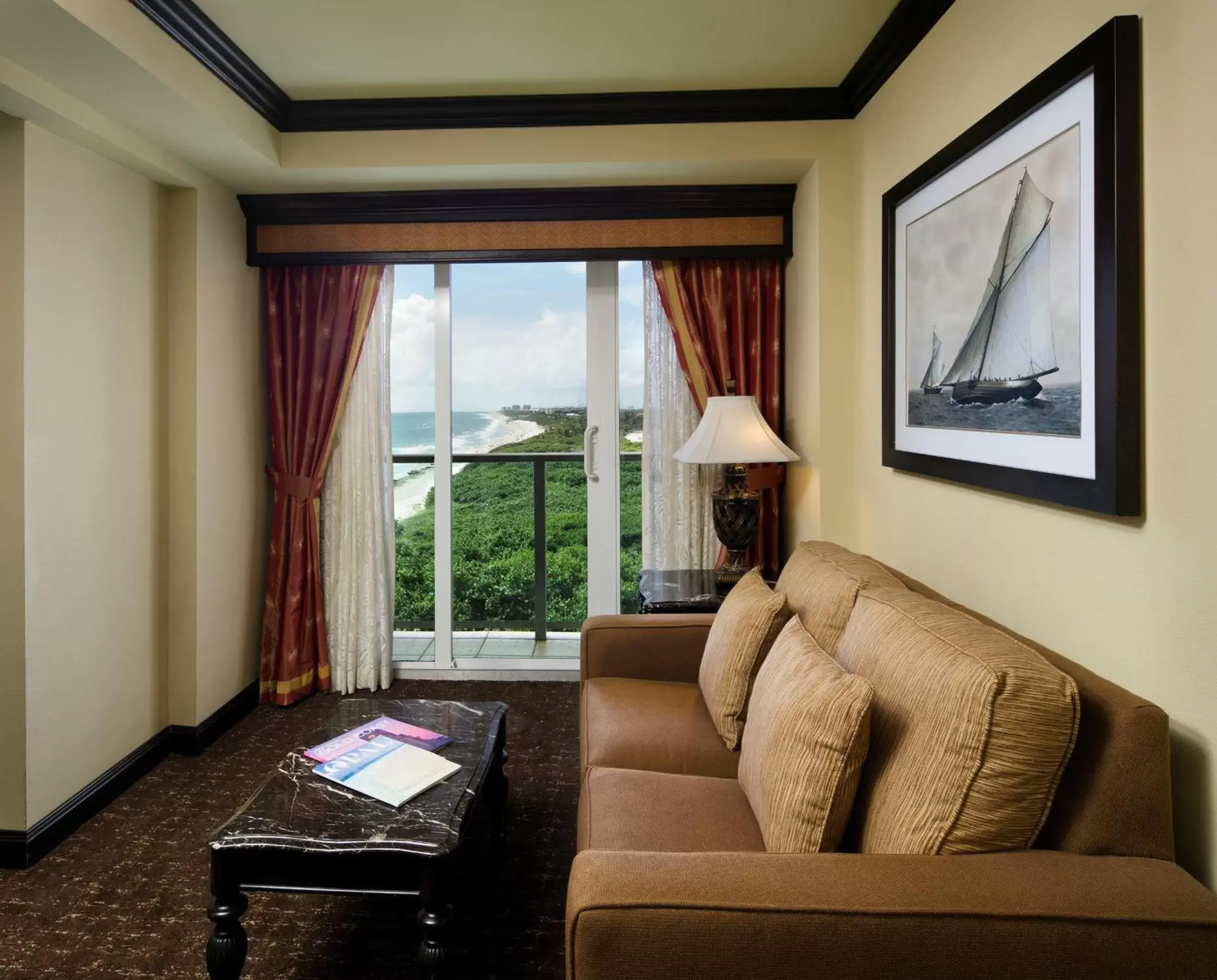 King Suite with Oceanfront View in Jupiter Beach Resort & Spa King Suite with Oceanfront View in Jupiter Beach Resort & Spa