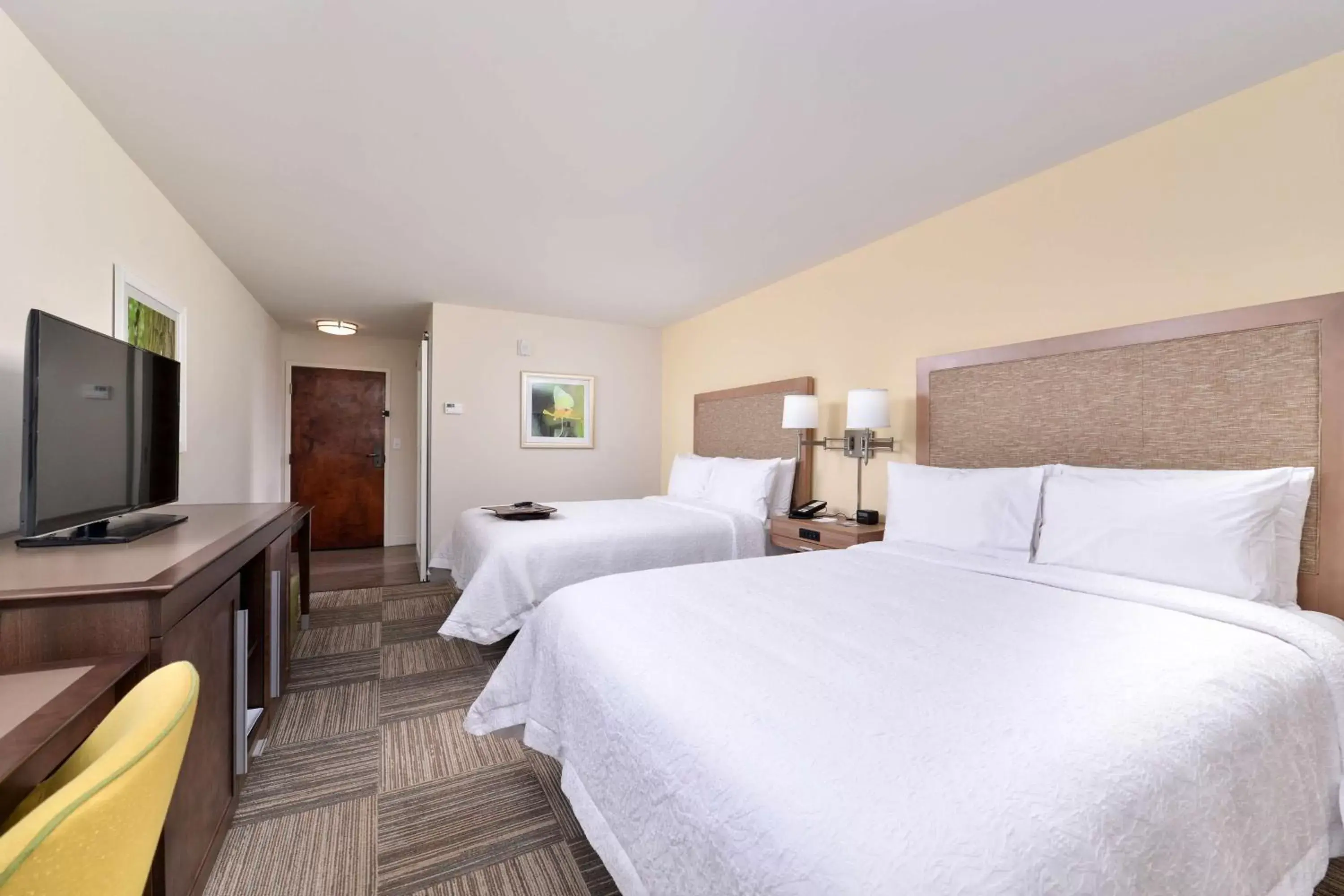 Queen Room with Two Queen Beds - Hearing Access/Non-Smoking in Hampton Inn Cartersville Queen Room with Two Queen Beds - Hearing Access/Non-Smoking in Hampton Inn Cartersville