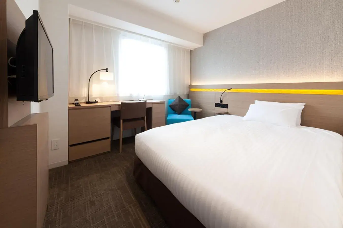 Double Room with Small Double Bed - single occupancy - Non-Smoking in Nishitetsu Hotel Croom Hakata Double Room with Small Double Bed - single occupancy - Non-Smoking in Nishitetsu Hotel Croom Hakata