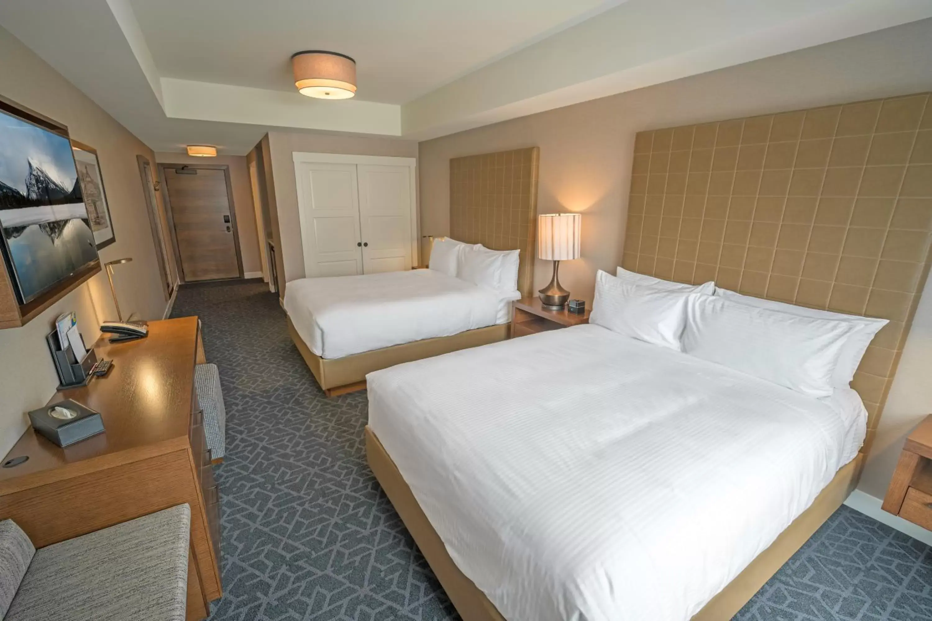 Standard Queen Room with Two Queen Beds in The Malcolm Hotel Standard Queen Room with Two Queen Beds in The Malcolm Hotel