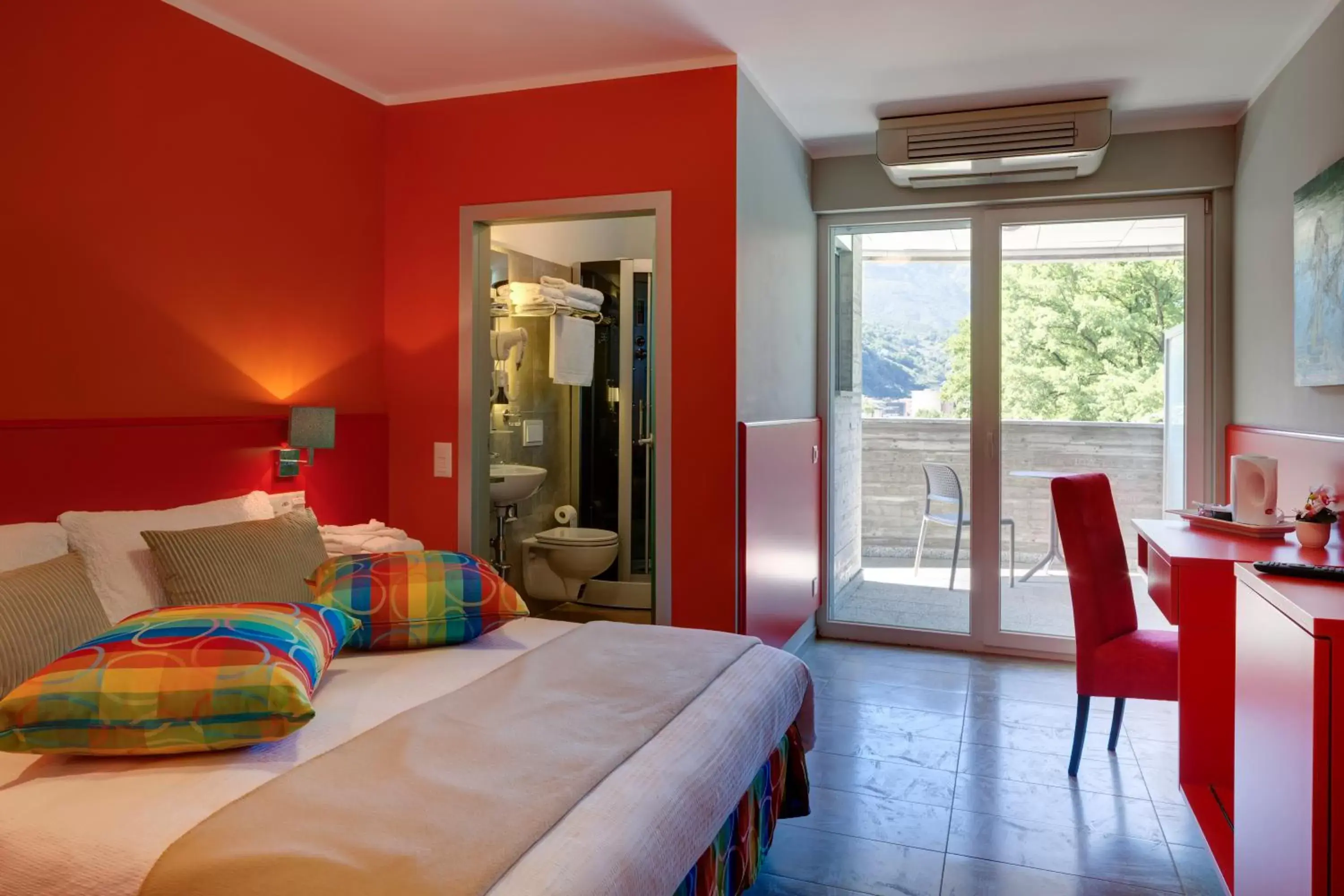 Junior Suite in Hotel Liberty Self Check-In Junior Suite in Hotel Liberty Self Check-In