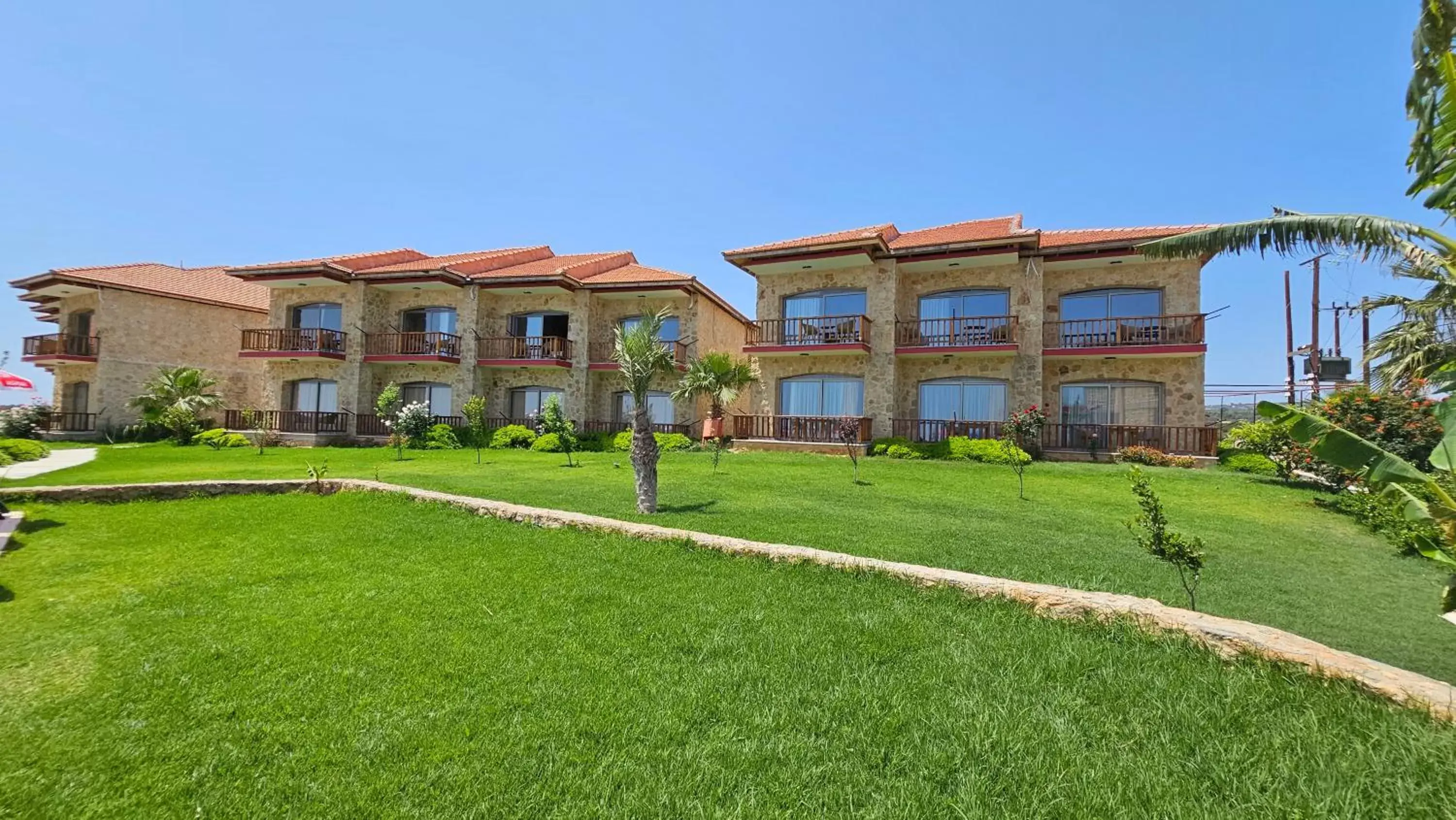 BURHAN'S HOTEL BURHAN'S HOTEL