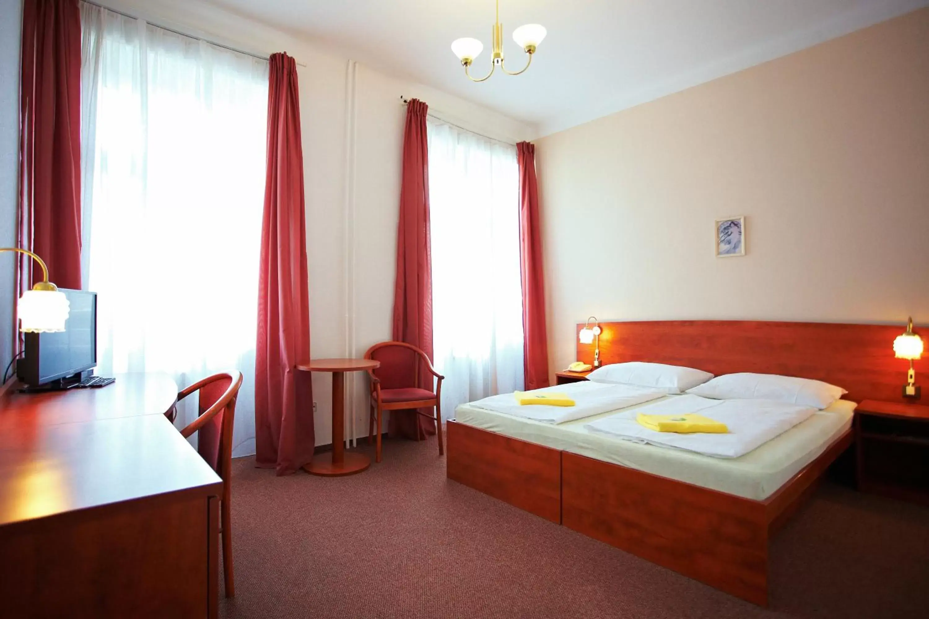 Double Room in Wellness Hotel Central Double Room in Wellness Hotel Central