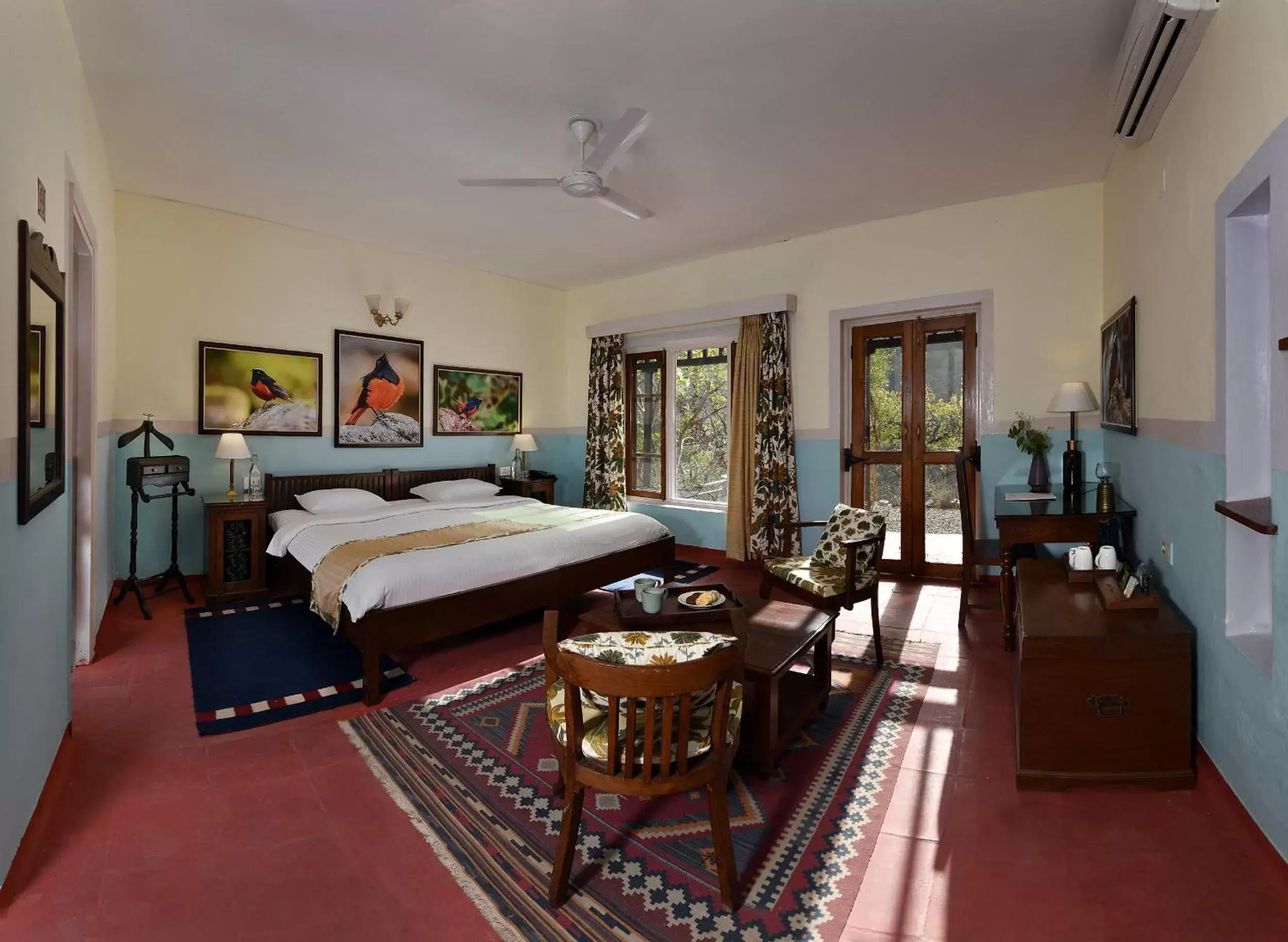 Hideaway River View Room in Neemrana's Glasshouse on the Ganges Hideaway River View Room in Neemrana's Glasshouse on the Ganges